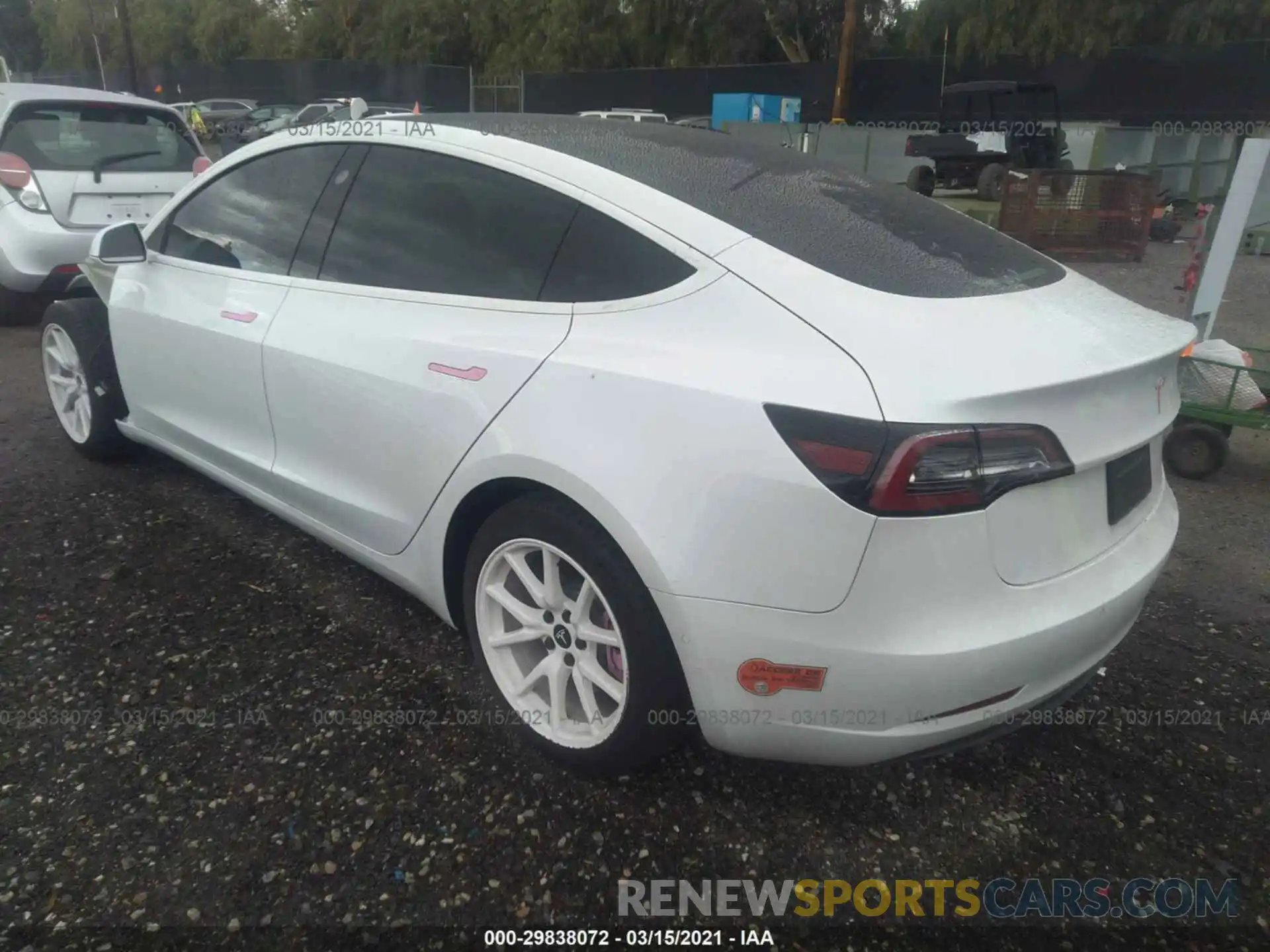 3 Photograph of a damaged car 5YJ3E1EA2LF738250 TESLA MODEL 3 2020