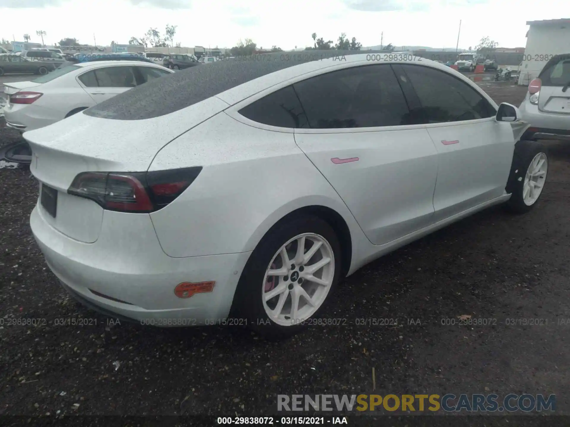 4 Photograph of a damaged car 5YJ3E1EA2LF738250 TESLA MODEL 3 2020