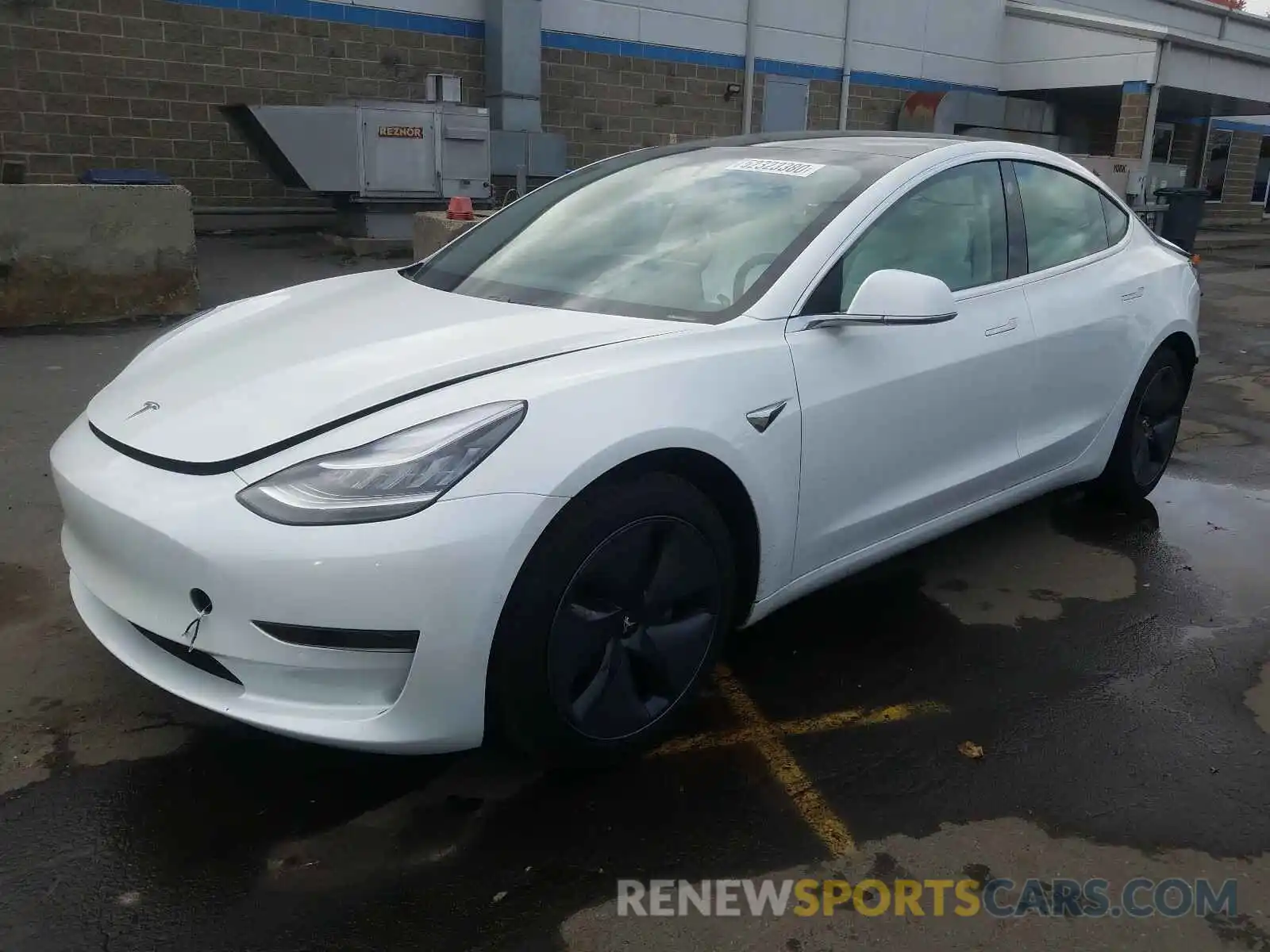 2 Photograph of a damaged car 5YJ3E1EA2LF746087 TESLA MODEL 3 2020