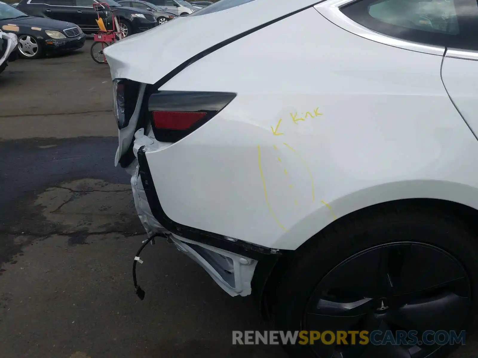 9 Photograph of a damaged car 5YJ3E1EA2LF746087 TESLA MODEL 3 2020