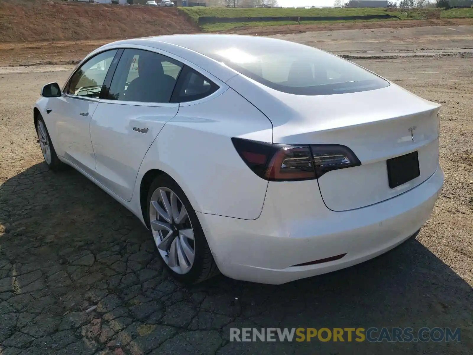 3 Photograph of a damaged car 5YJ3E1EA2LF783883 TESLA MODEL 3 2020