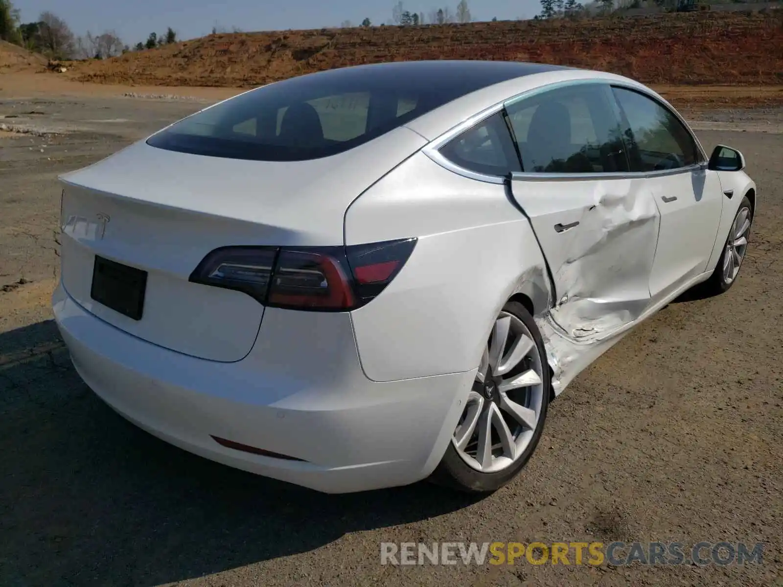 4 Photograph of a damaged car 5YJ3E1EA2LF783883 TESLA MODEL 3 2020