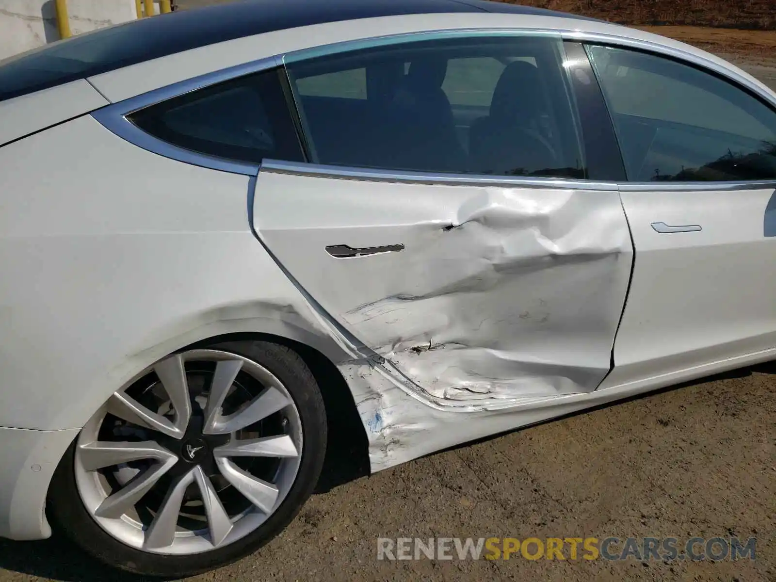 9 Photograph of a damaged car 5YJ3E1EA2LF783883 TESLA MODEL 3 2020