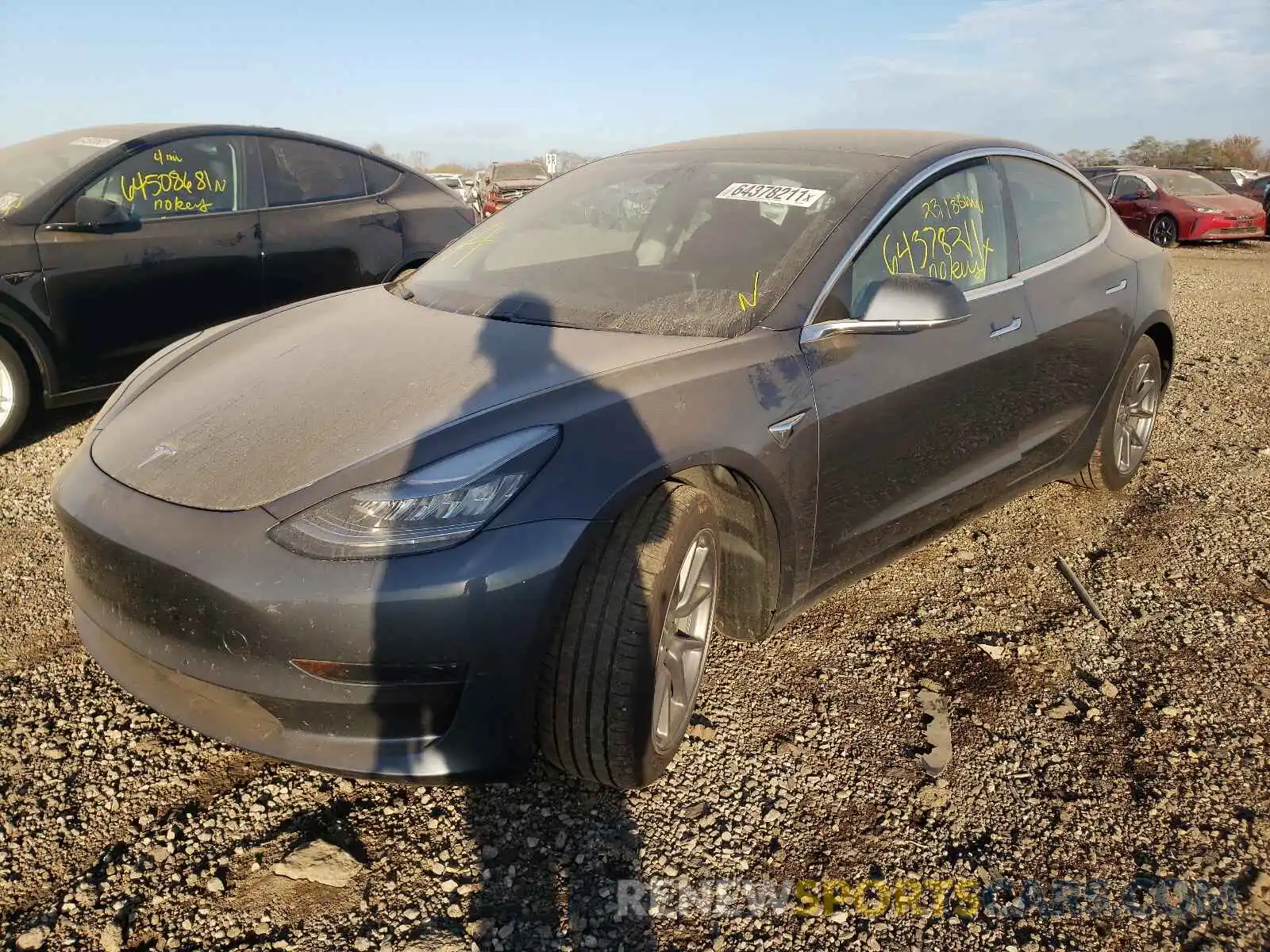 2 Photograph of a damaged car 5YJ3E1EA2LF784838 TESLA MODEL 3 2020