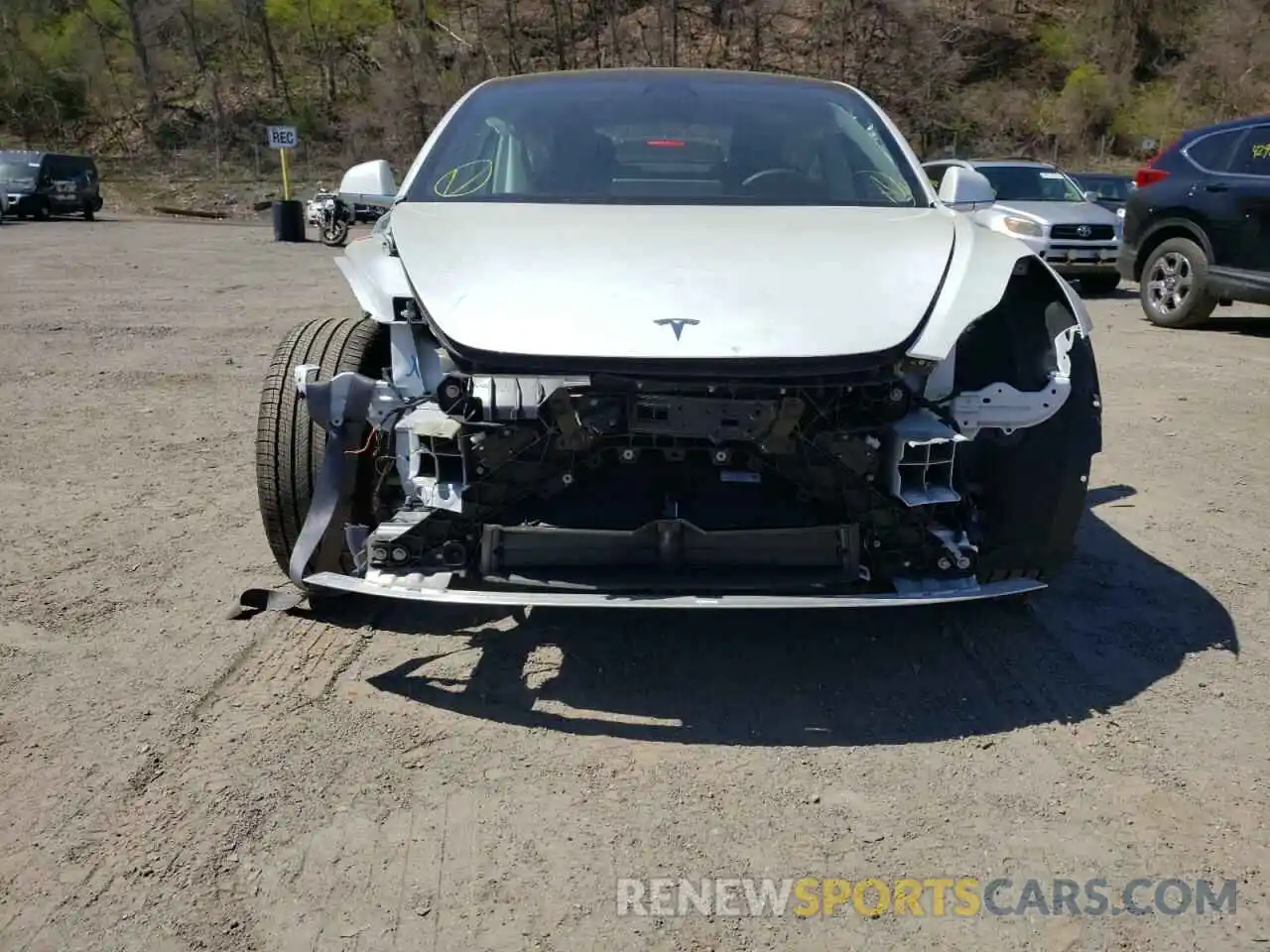 9 Photograph of a damaged car 5YJ3E1EA2LF792793 TESLA MODEL 3 2020