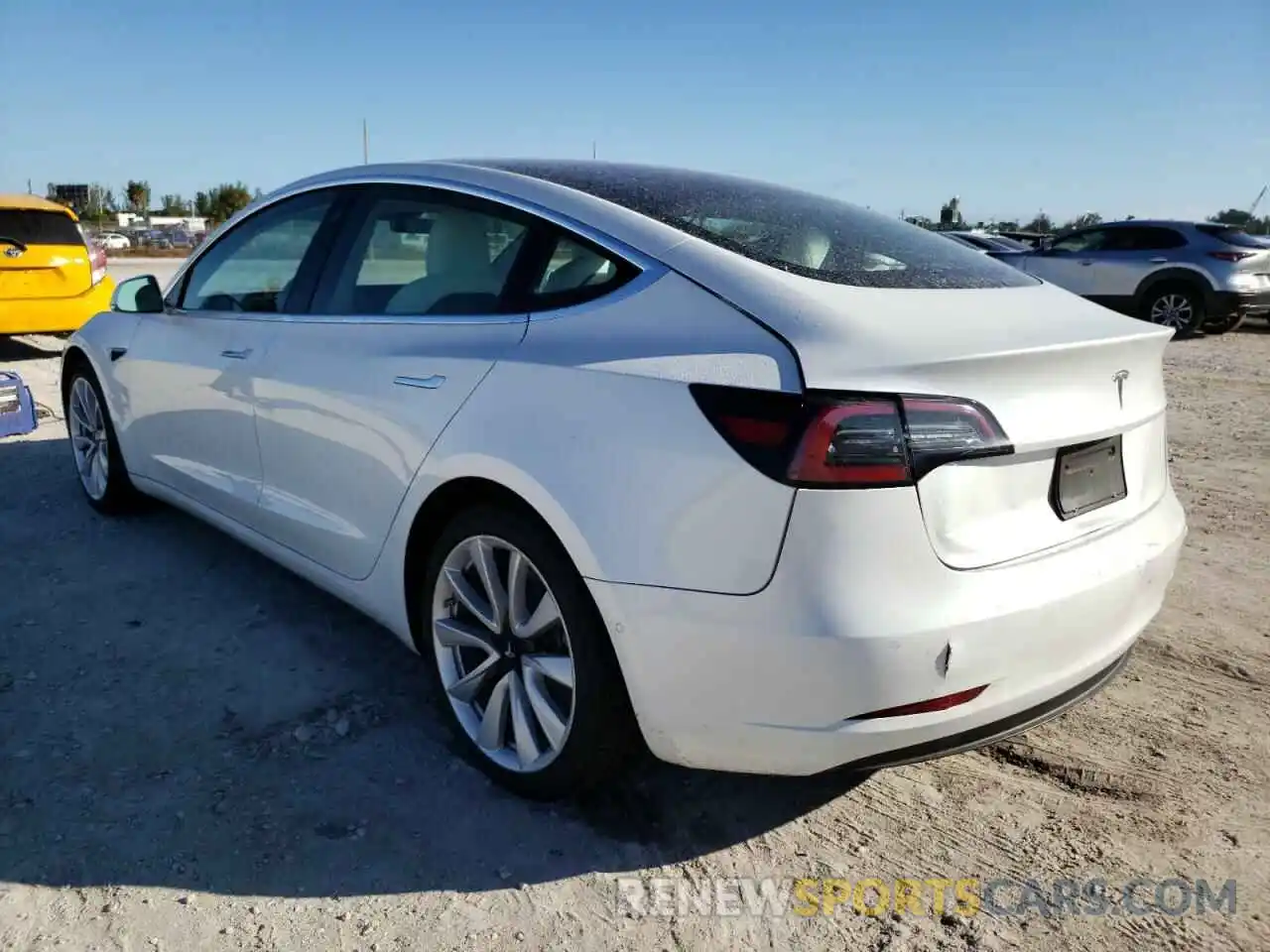 3 Photograph of a damaged car 5YJ3E1EA2LF793460 TESLA MODEL 3 2020