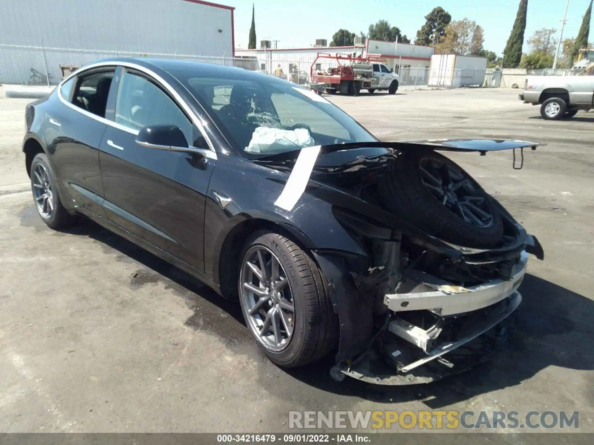 1 Photograph of a damaged car 5YJ3E1EA2LF803310 TESLA MODEL 3 2020