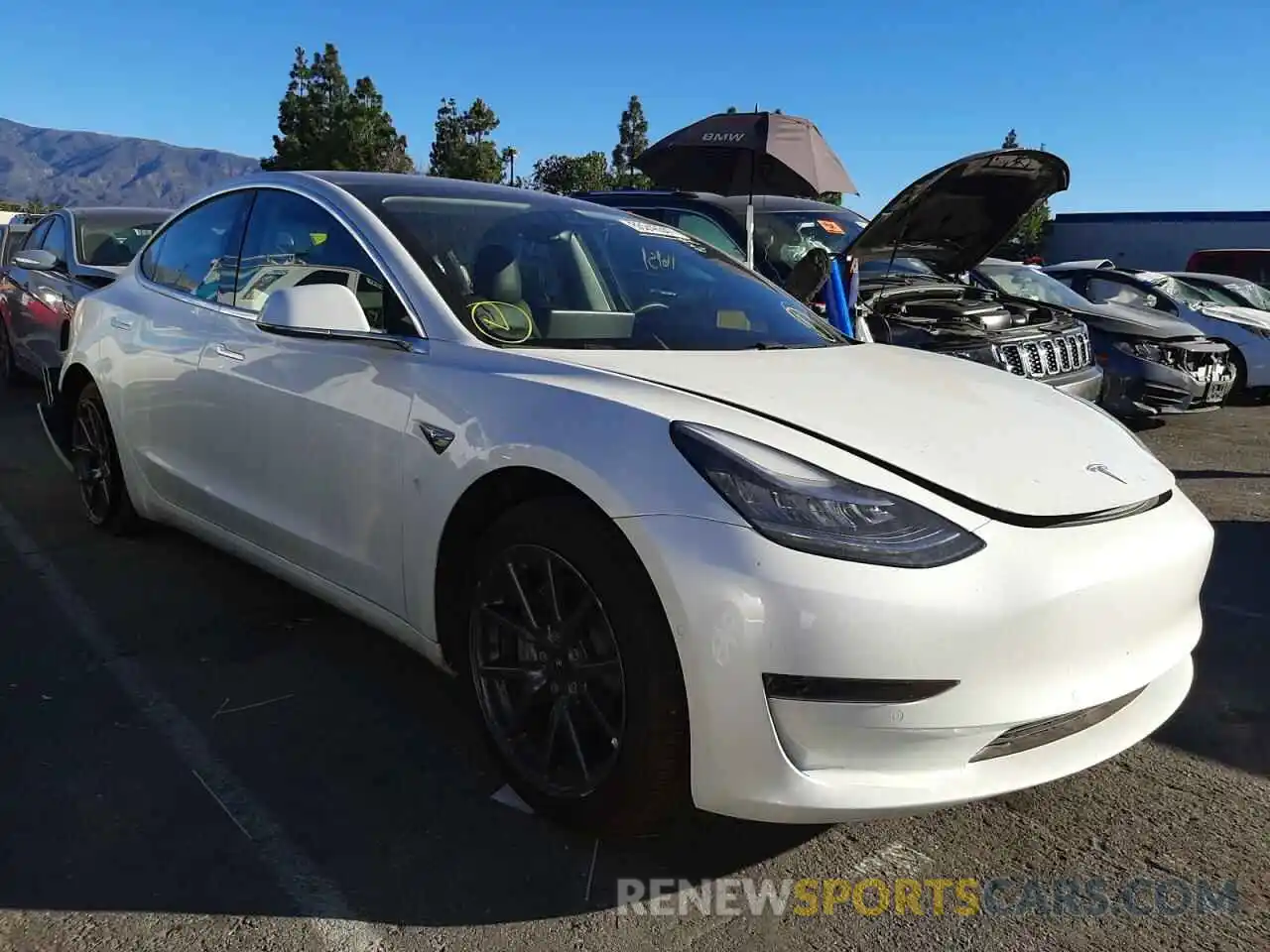 1 Photograph of a damaged car 5YJ3E1EA2LF804313 TESLA MODEL 3 2020