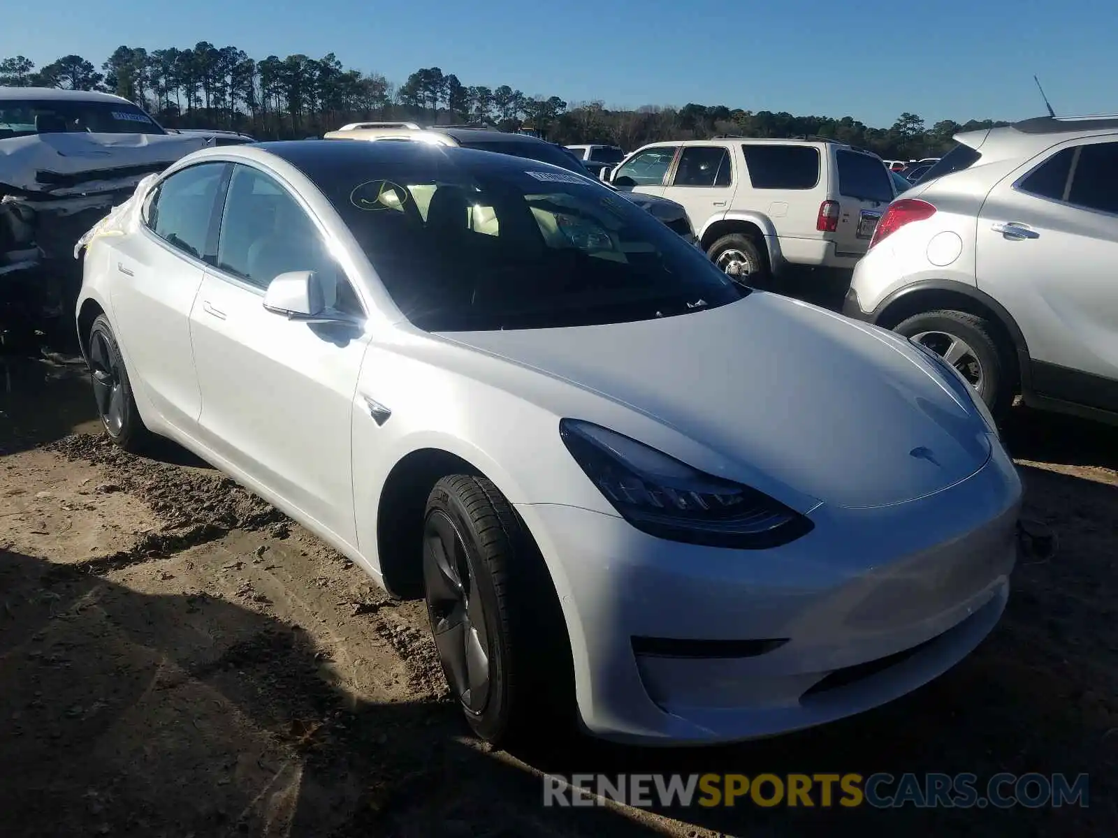 1 Photograph of a damaged car 5YJ3E1EA3LF504392 TESLA MODEL 3 2020