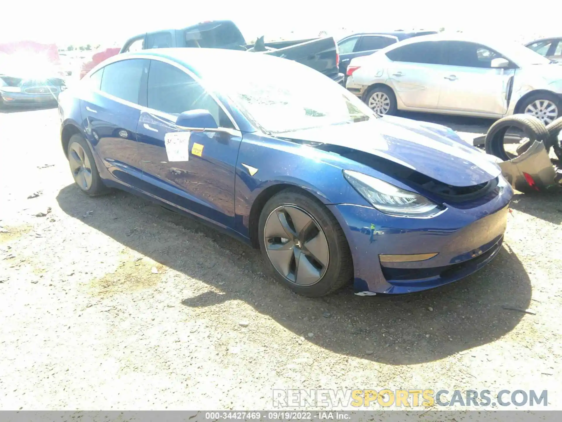 1 Photograph of a damaged car 5YJ3E1EA3LF598211 TESLA MODEL 3 2020