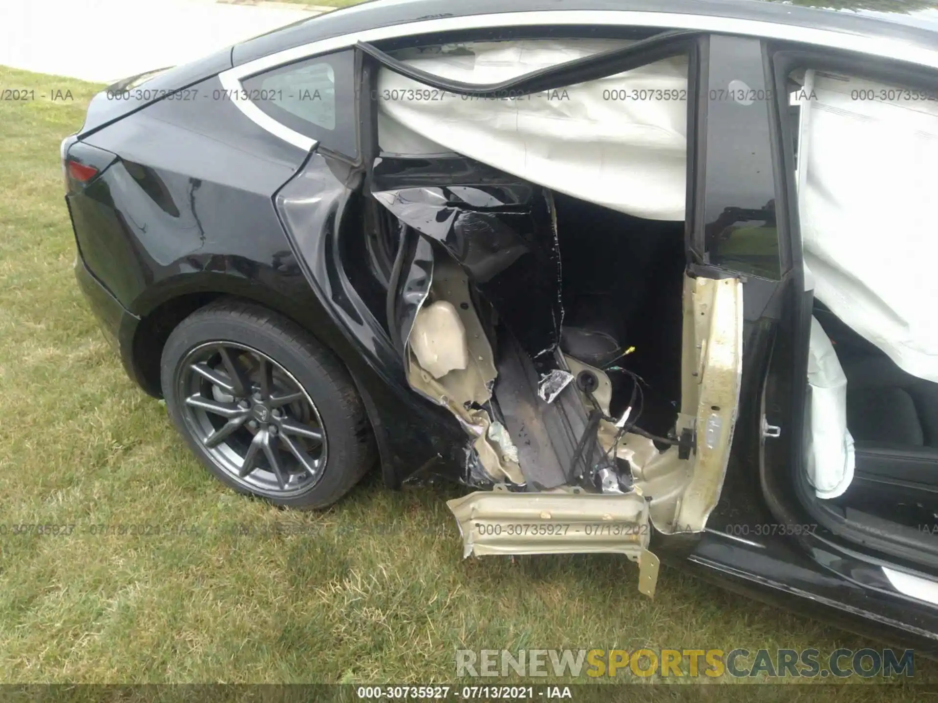 6 Photograph of a damaged car 5YJ3E1EA3LF609269 TESLA MODEL 3 2020