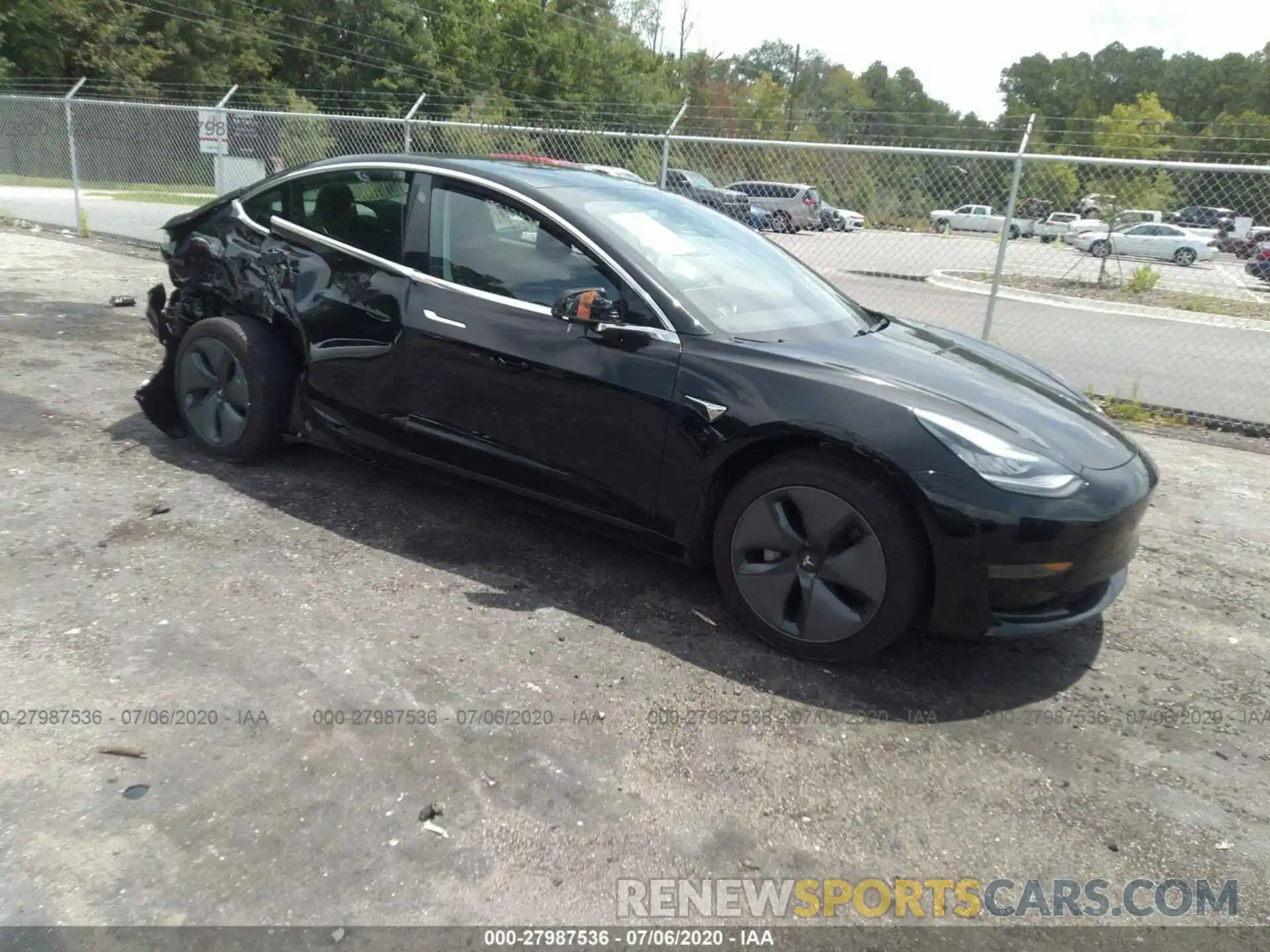 1 Photograph of a damaged car 5YJ3E1EA3LF611149 TESLA MODEL 3 2020