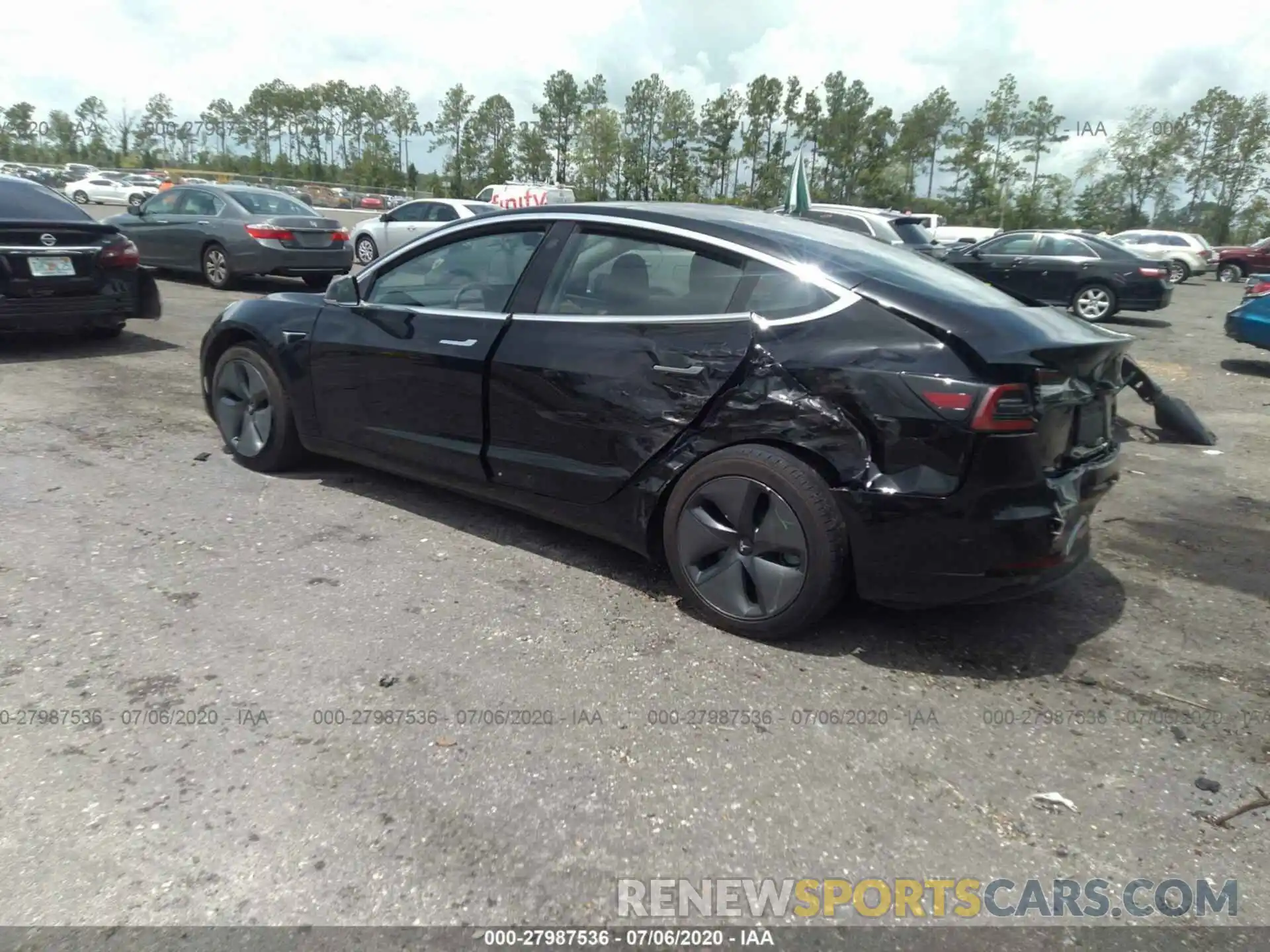 3 Photograph of a damaged car 5YJ3E1EA3LF611149 TESLA MODEL 3 2020