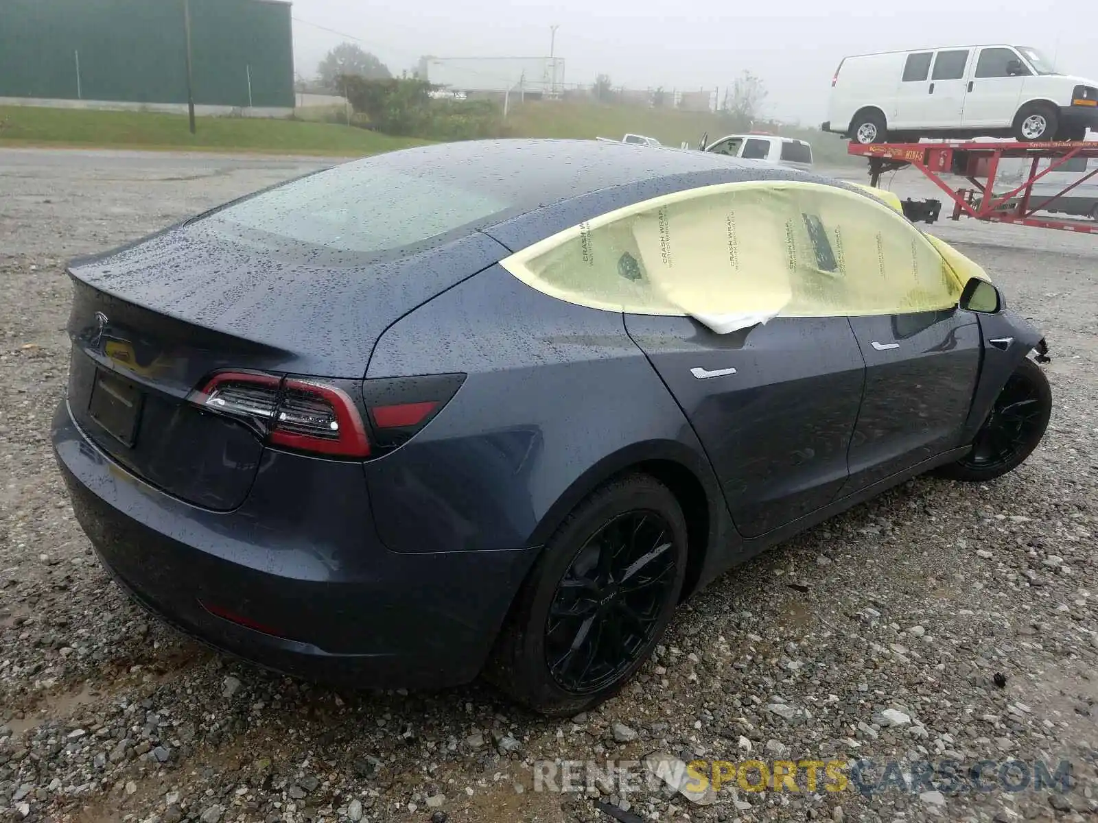 4 Фотография поврежденного автомобиля 5YJ3E1EA3LF615718 TESLA MODEL 3 2020