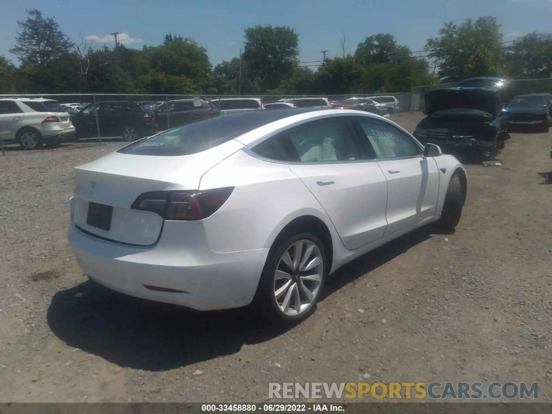 4 Photograph of a damaged car 5YJ3E1EA3LF616061 TESLA MODEL 3 2020