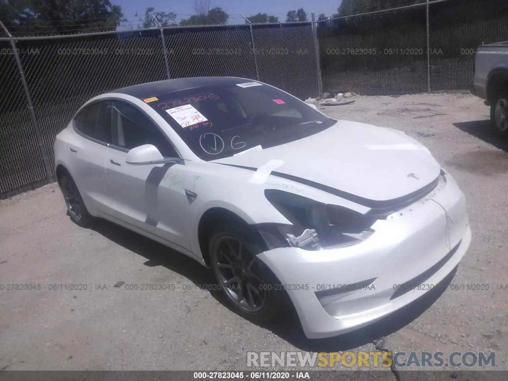 1 Photograph of a damaged car 5YJ3E1EA3LF632597 TESLA MODEL 3 2020