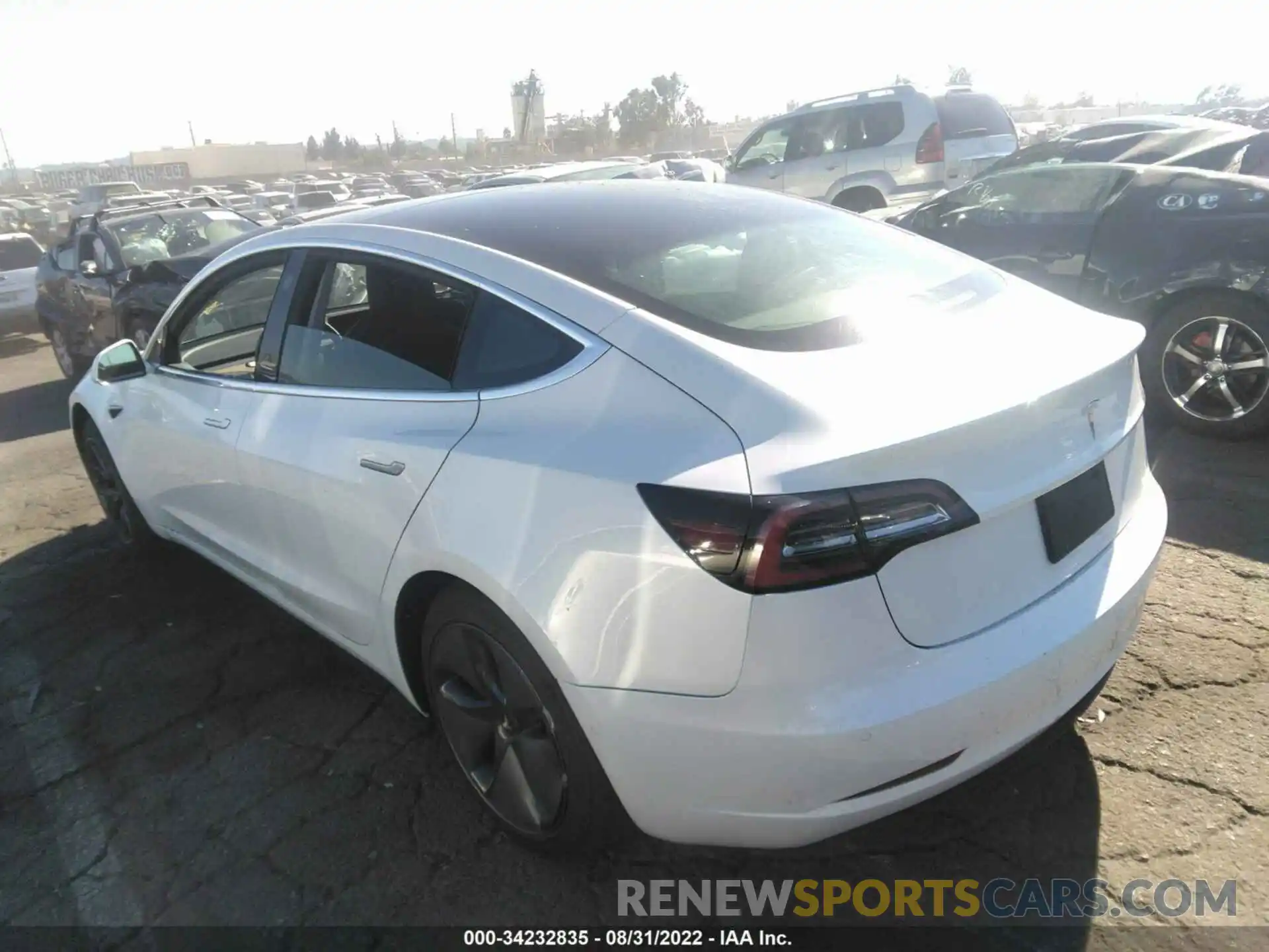 3 Photograph of a damaged car 5YJ3E1EA3LF634074 TESLA MODEL 3 2020