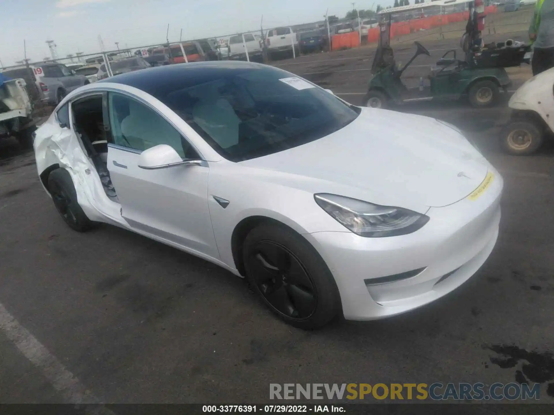 1 Photograph of a damaged car 5YJ3E1EA3LF634642 TESLA MODEL 3 2020