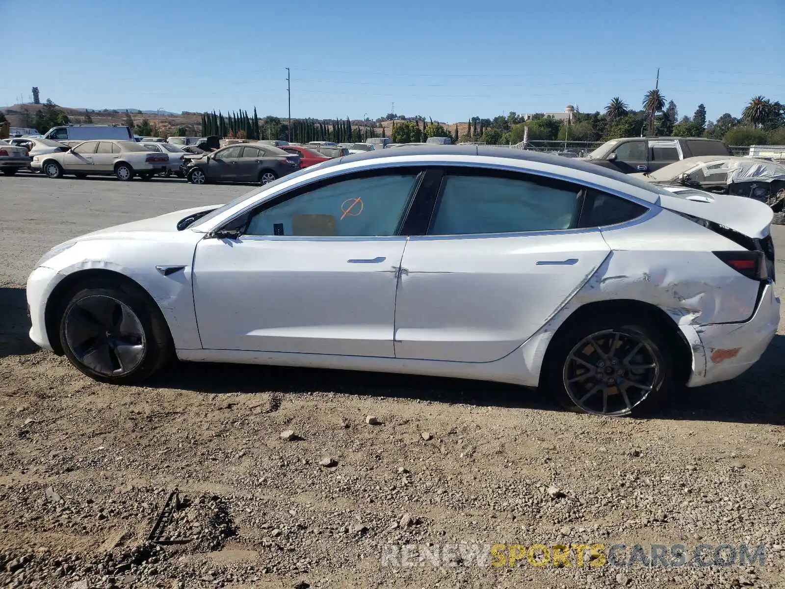 9 Photograph of a damaged car 5YJ3E1EA3LF644751 TESLA MODEL 3 2020