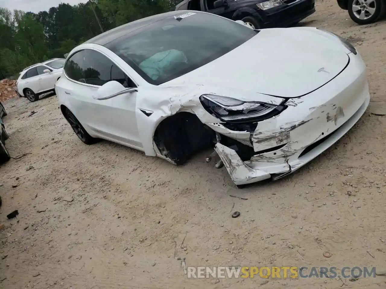 1 Photograph of a damaged car 5YJ3E1EA3LF645379 TESLA MODEL 3 2020