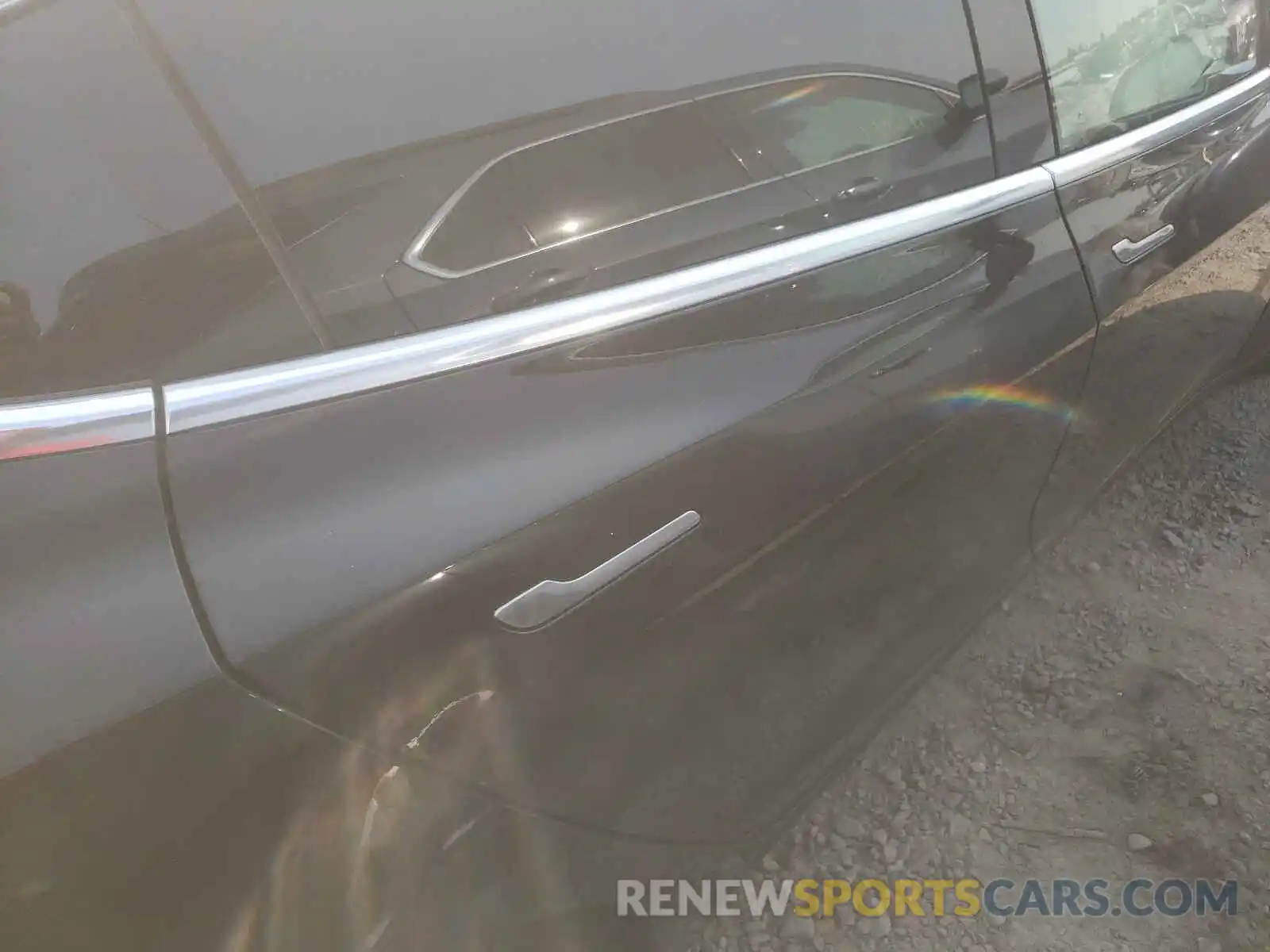 6 Photograph of a damaged car 5YJ3E1EA3LF662019 TESLA MODEL 3 2020