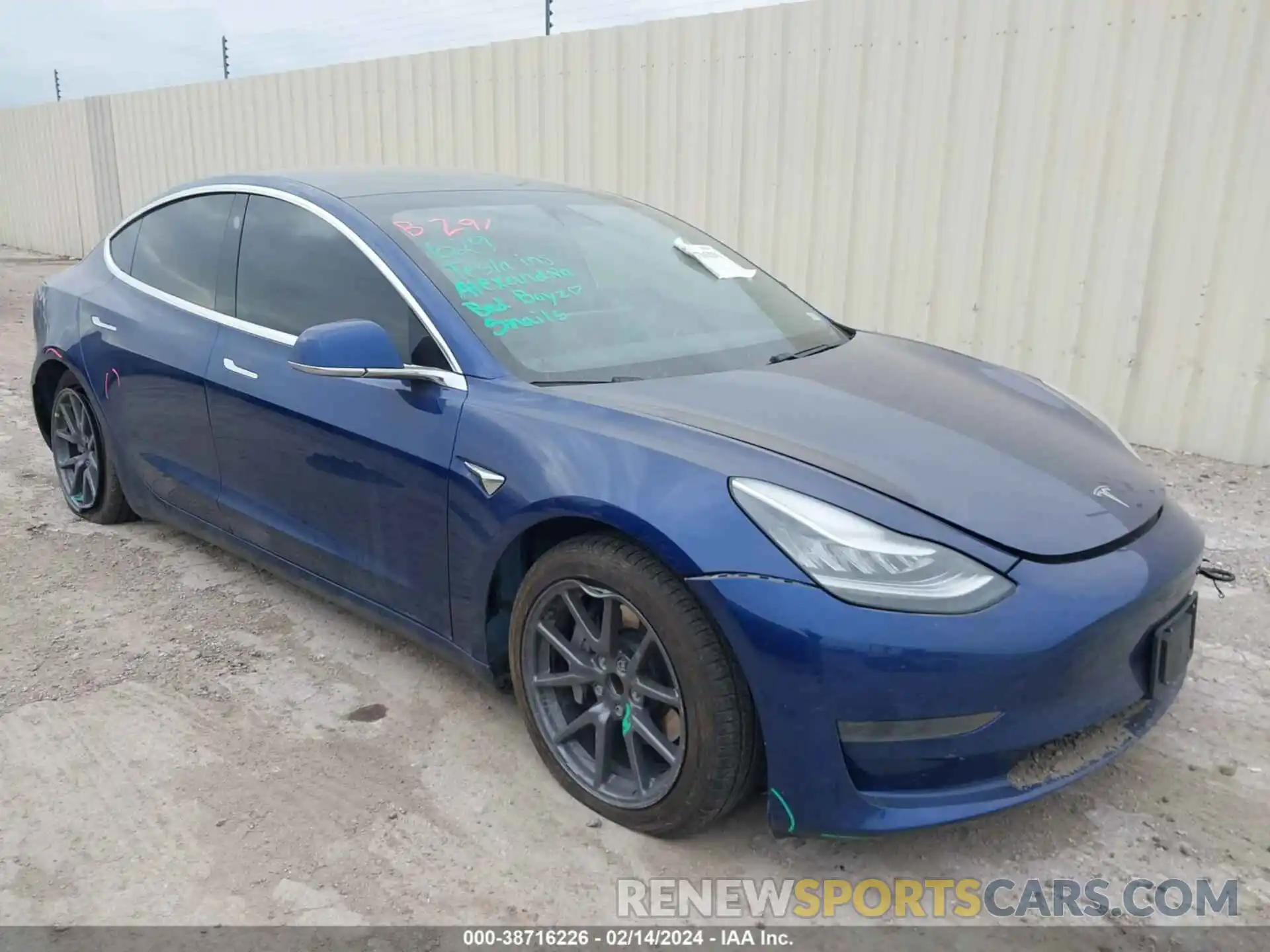 1 Photograph of a damaged car 5YJ3E1EA3LF705967 TESLA MODEL 3 2020