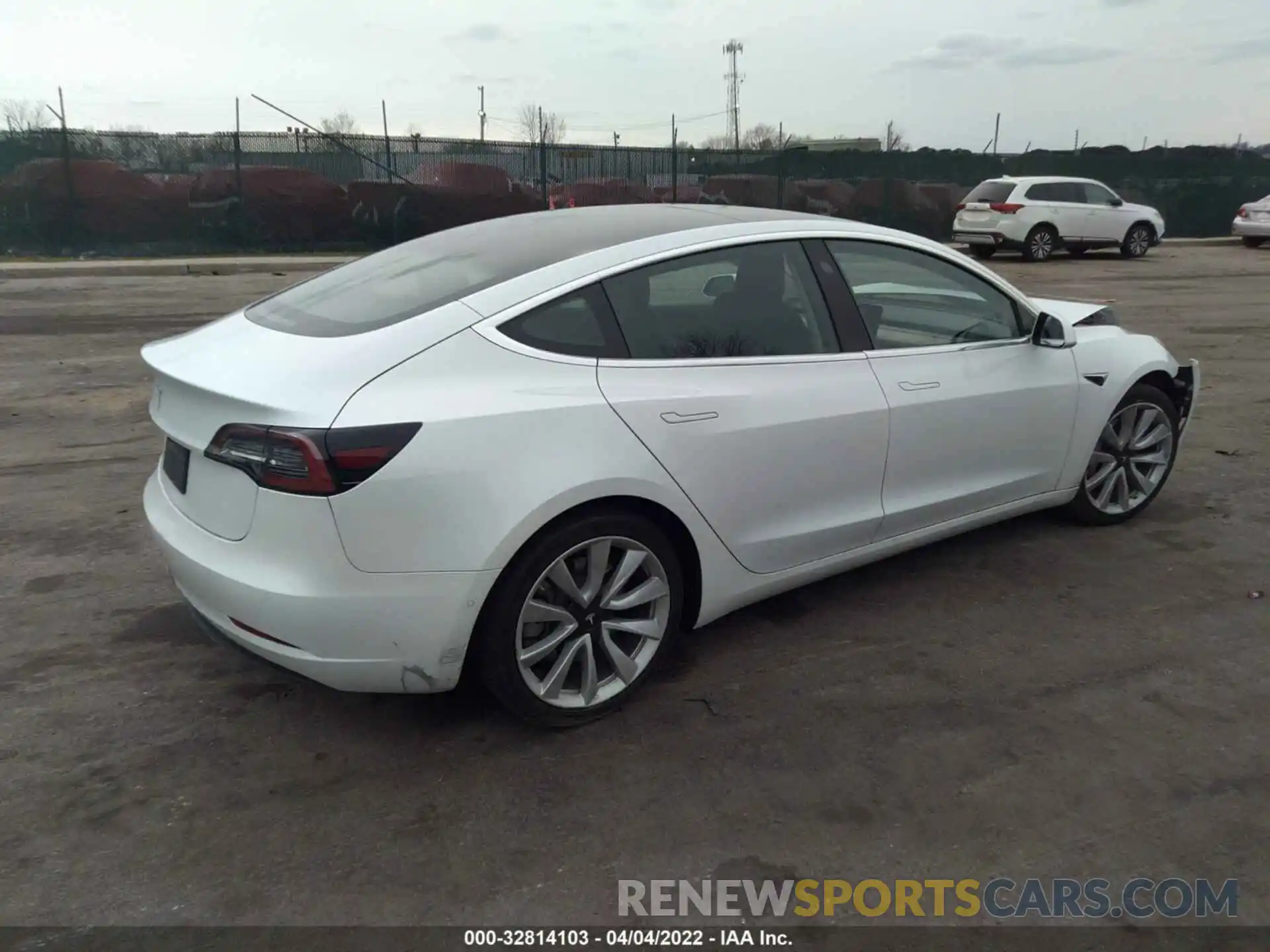 4 Photograph of a damaged car 5YJ3E1EA3LF709209 TESLA MODEL 3 2020