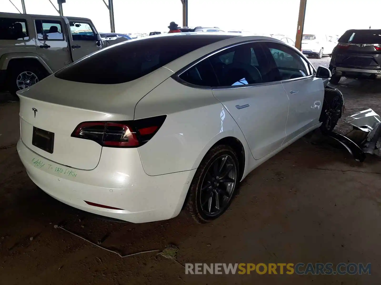 4 Фотография поврежденного автомобиля 5YJ3E1EA3LF710022 TESLA MODEL 3 2020