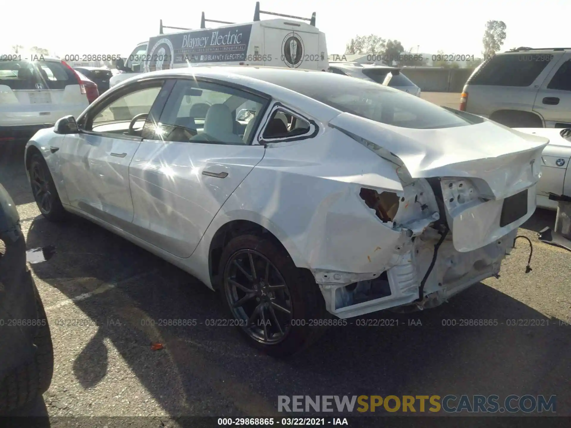 3 Photograph of a damaged car 5YJ3E1EA3LF710070 TESLA MODEL 3 2020