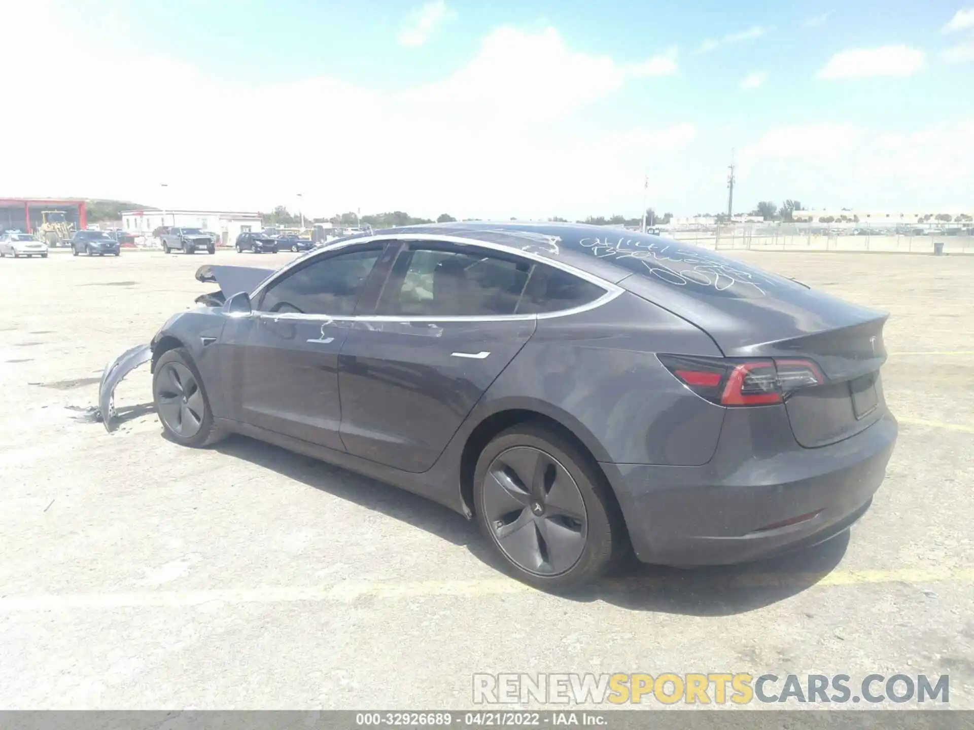 3 Photograph of a damaged car 5YJ3E1EA3LF736684 TESLA MODEL 3 2020