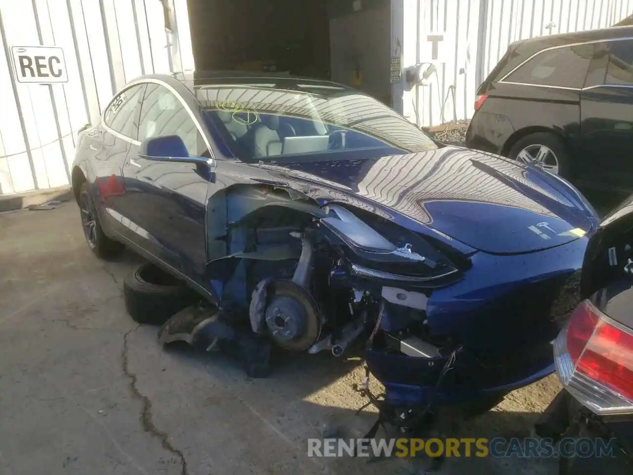 1 Photograph of a damaged car 5YJ3E1EA3LF736832 TESLA MODEL 3 2020