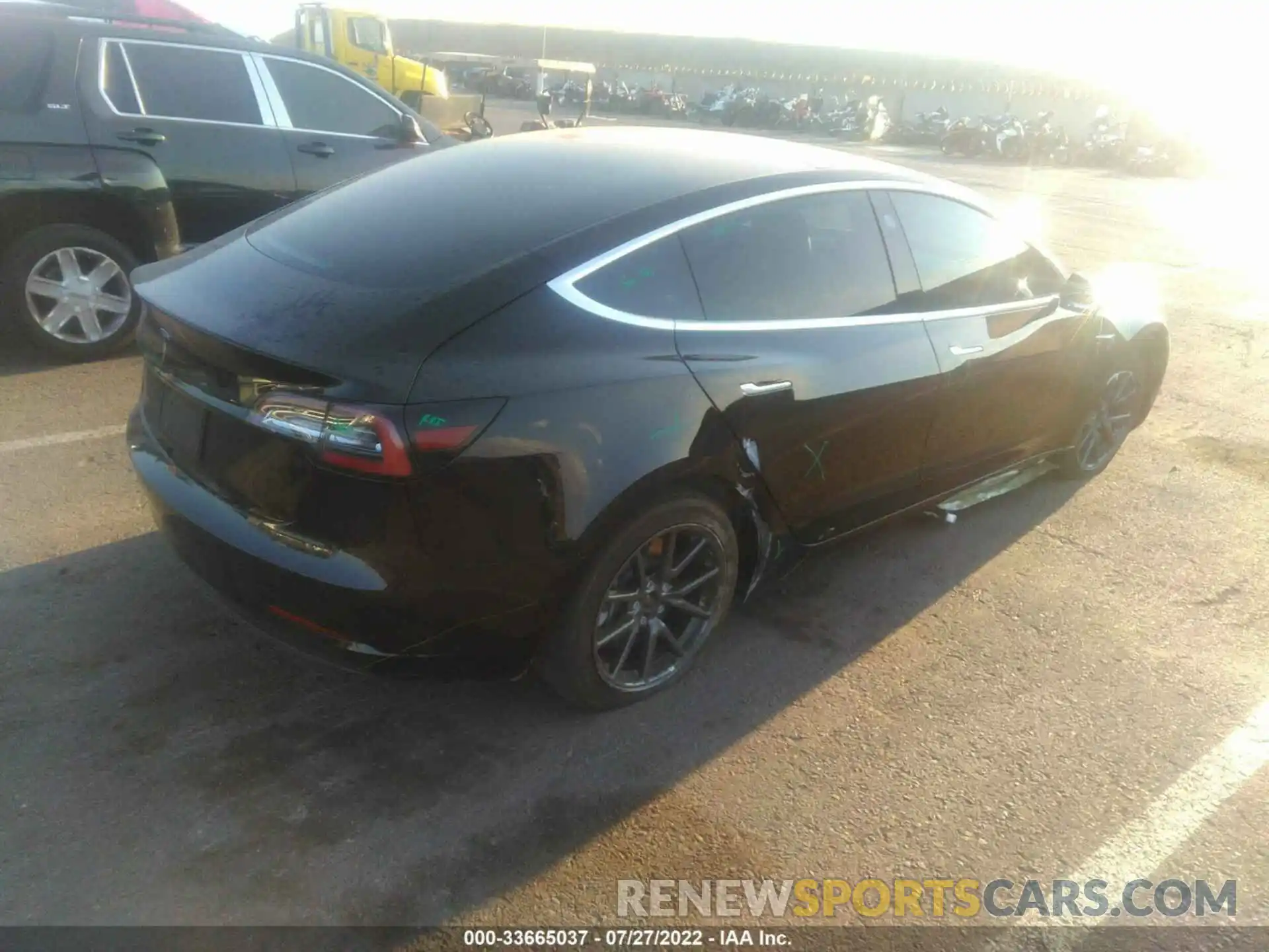 4 Photograph of a damaged car 5YJ3E1EA3LF739214 TESLA MODEL 3 2020