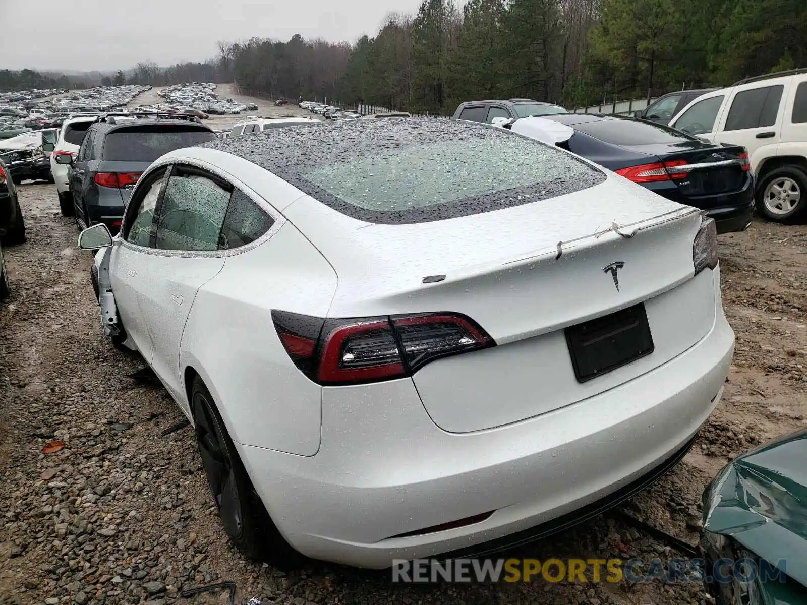 3 Photograph of a damaged car 5YJ3E1EA3LF740539 TESLA MODEL 3 2020