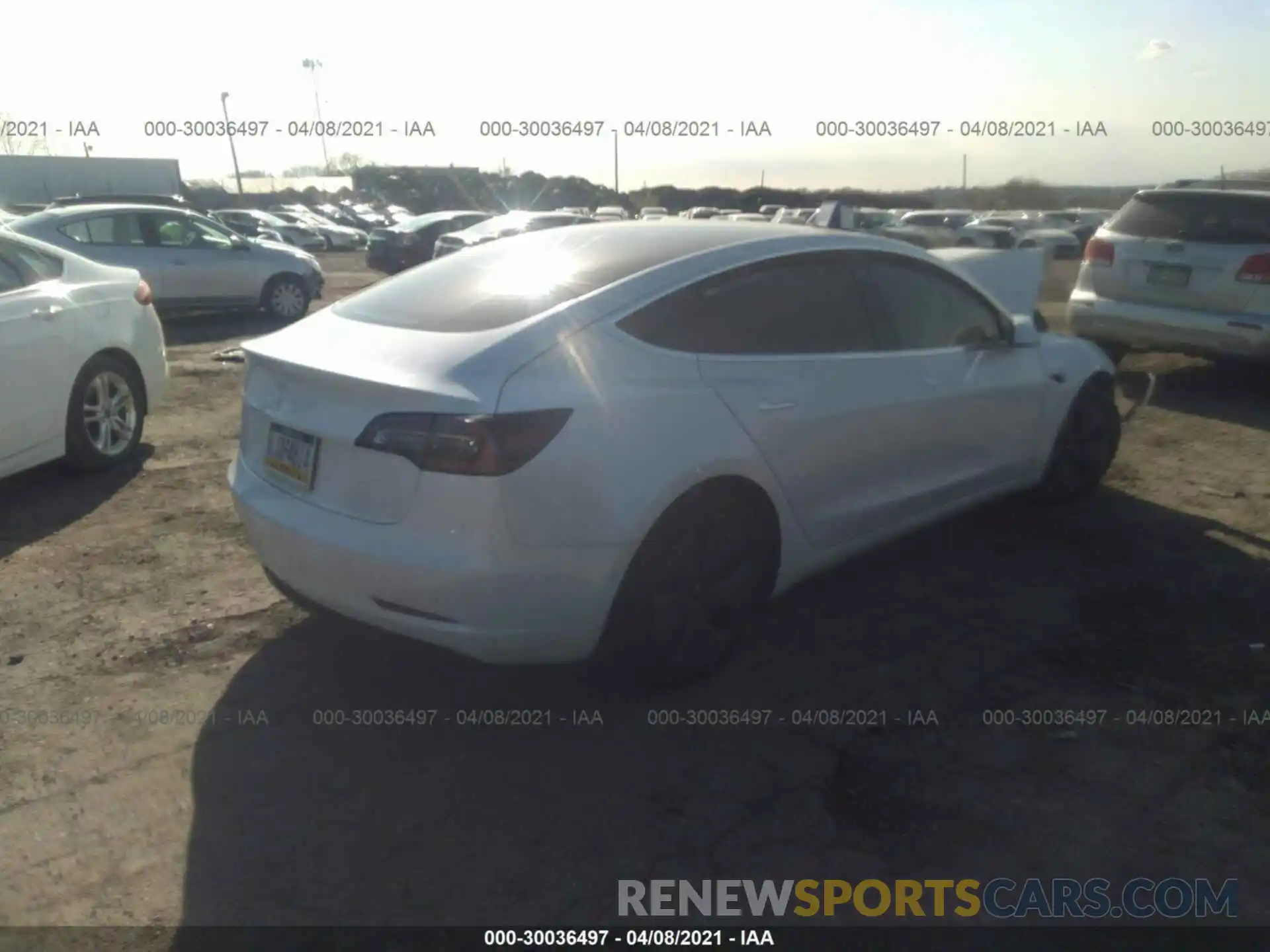 4 Фотография поврежденного автомобиля 5YJ3E1EA3LF742971 TESLA MODEL 3 2020