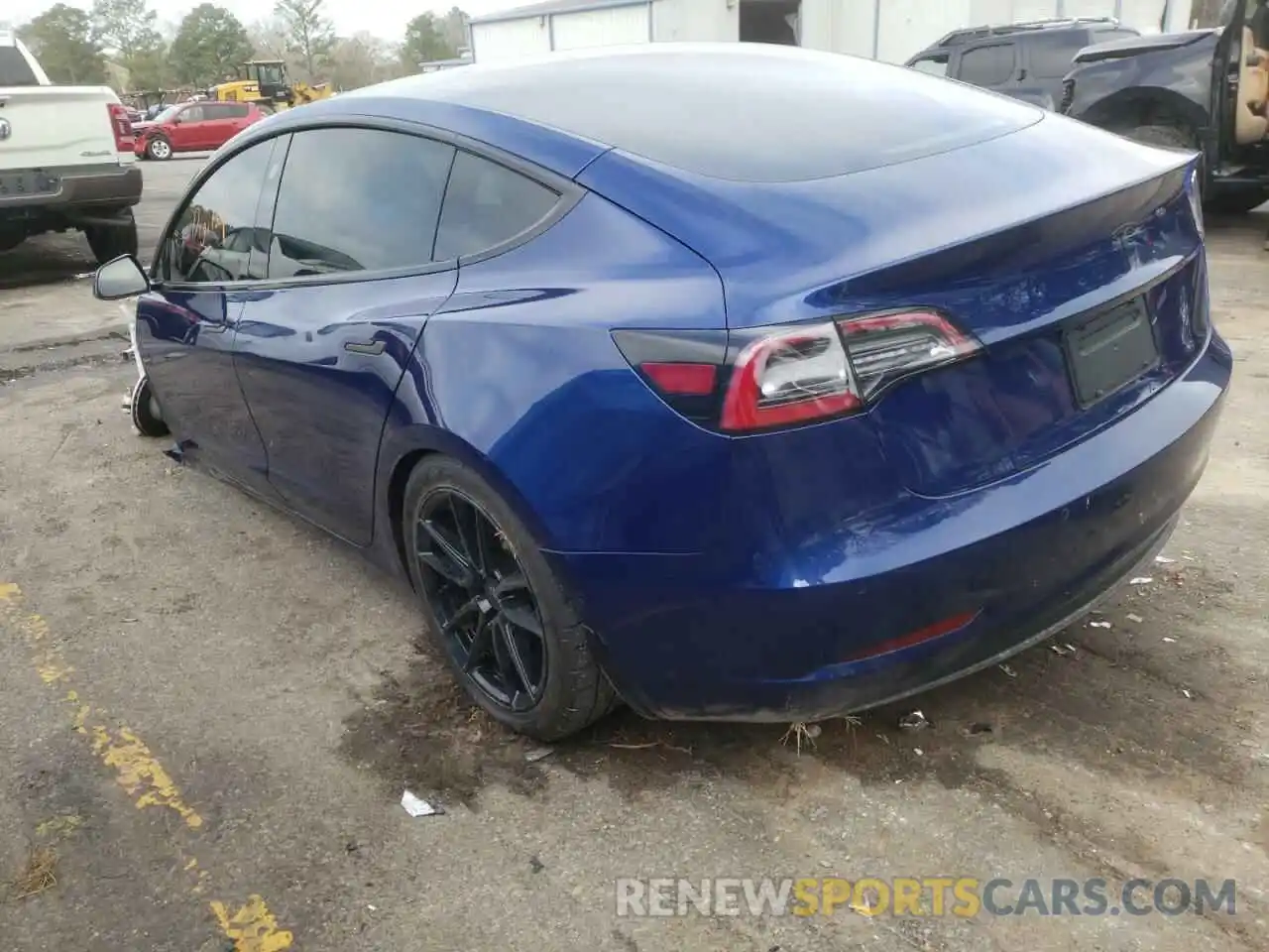 3 Photograph of a damaged car 5YJ3E1EA3LF743697 TESLA MODEL 3 2020