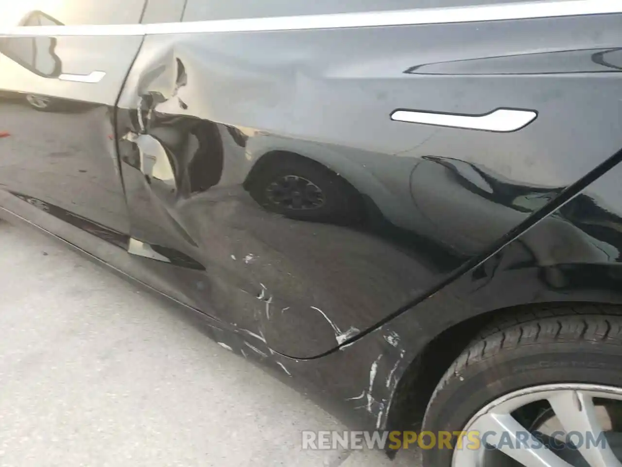 9 Photograph of a damaged car 5YJ3E1EA3LF793323 TESLA MODEL 3 2020