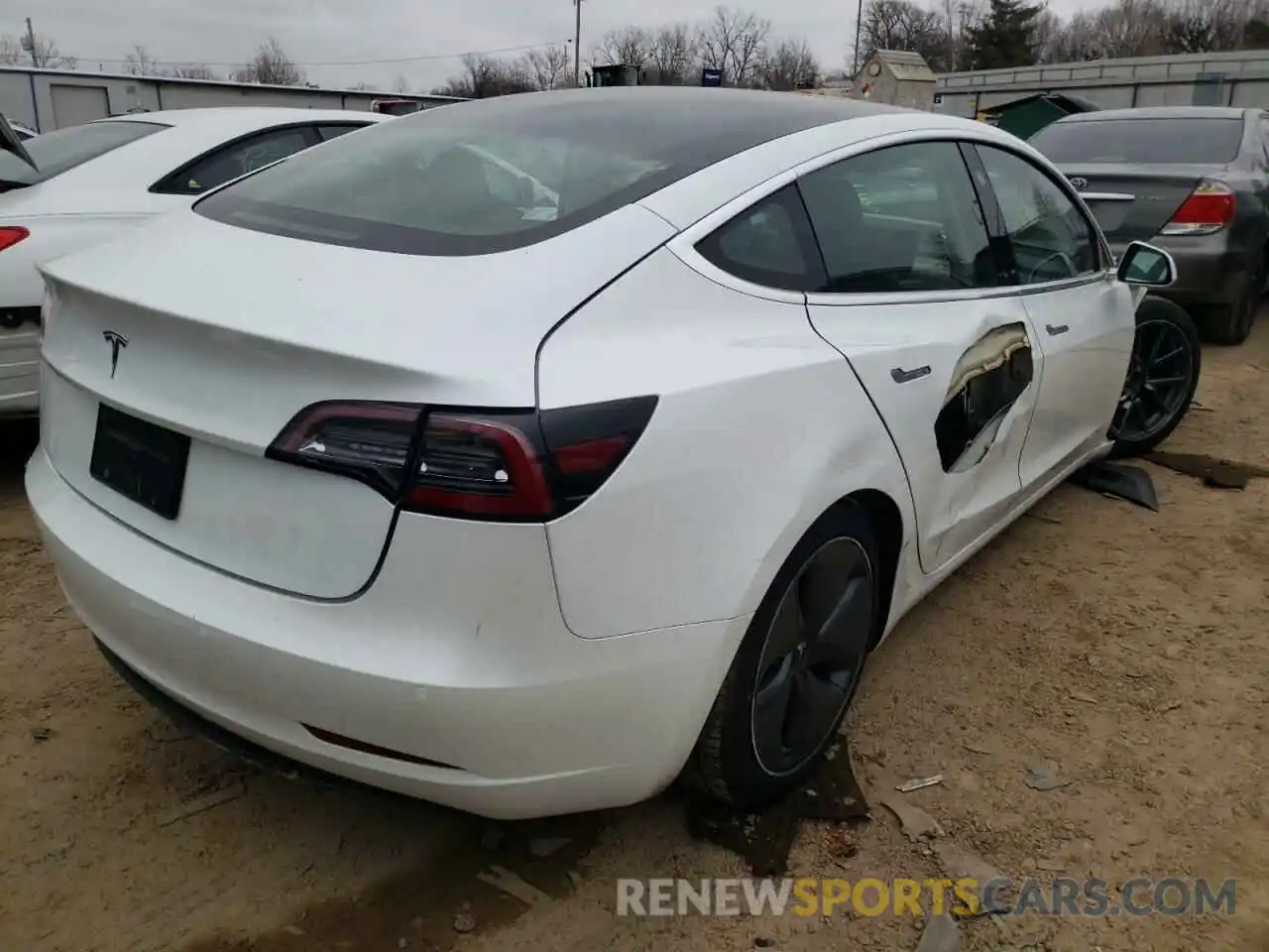 4 Photograph of a damaged car 5YJ3E1EA3LF797047 TESLA MODEL 3 2020