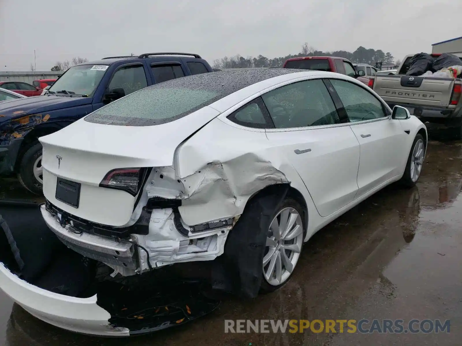 4 Photograph of a damaged car 5YJ3E1EA3LF798005 TESLA MODEL 3 2020