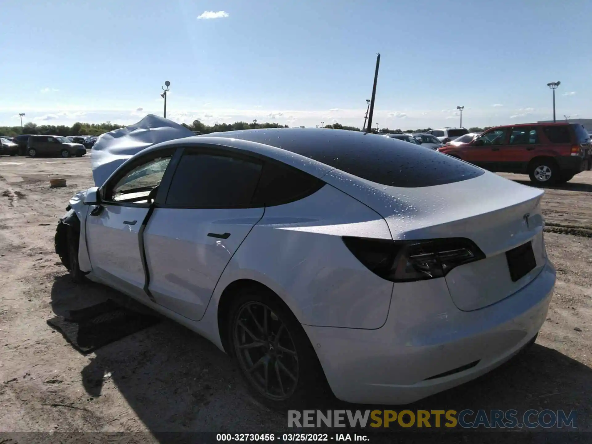 3 Фотография поврежденного автомобиля 5YJ3E1EA3LF802568 TESLA MODEL 3 2020