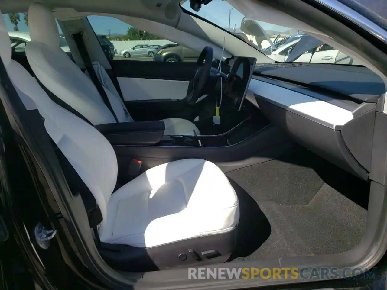 5 Photograph of a damaged car 5YJ3E1EA3LF804711 TESLA MODEL 3 2020