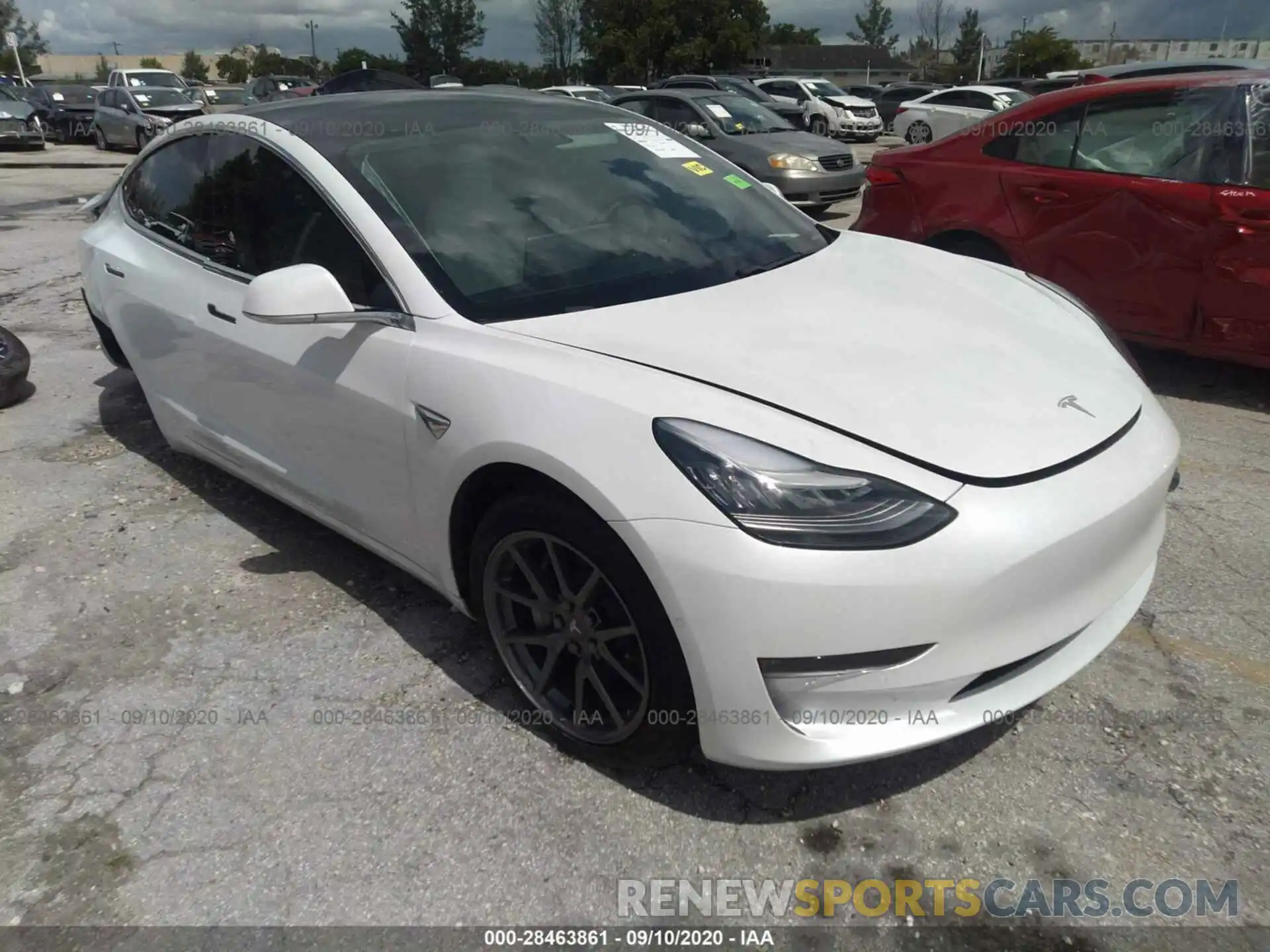 1 Photograph of a damaged car 5YJ3E1EA4LF509634 TESLA MODEL 3 2020