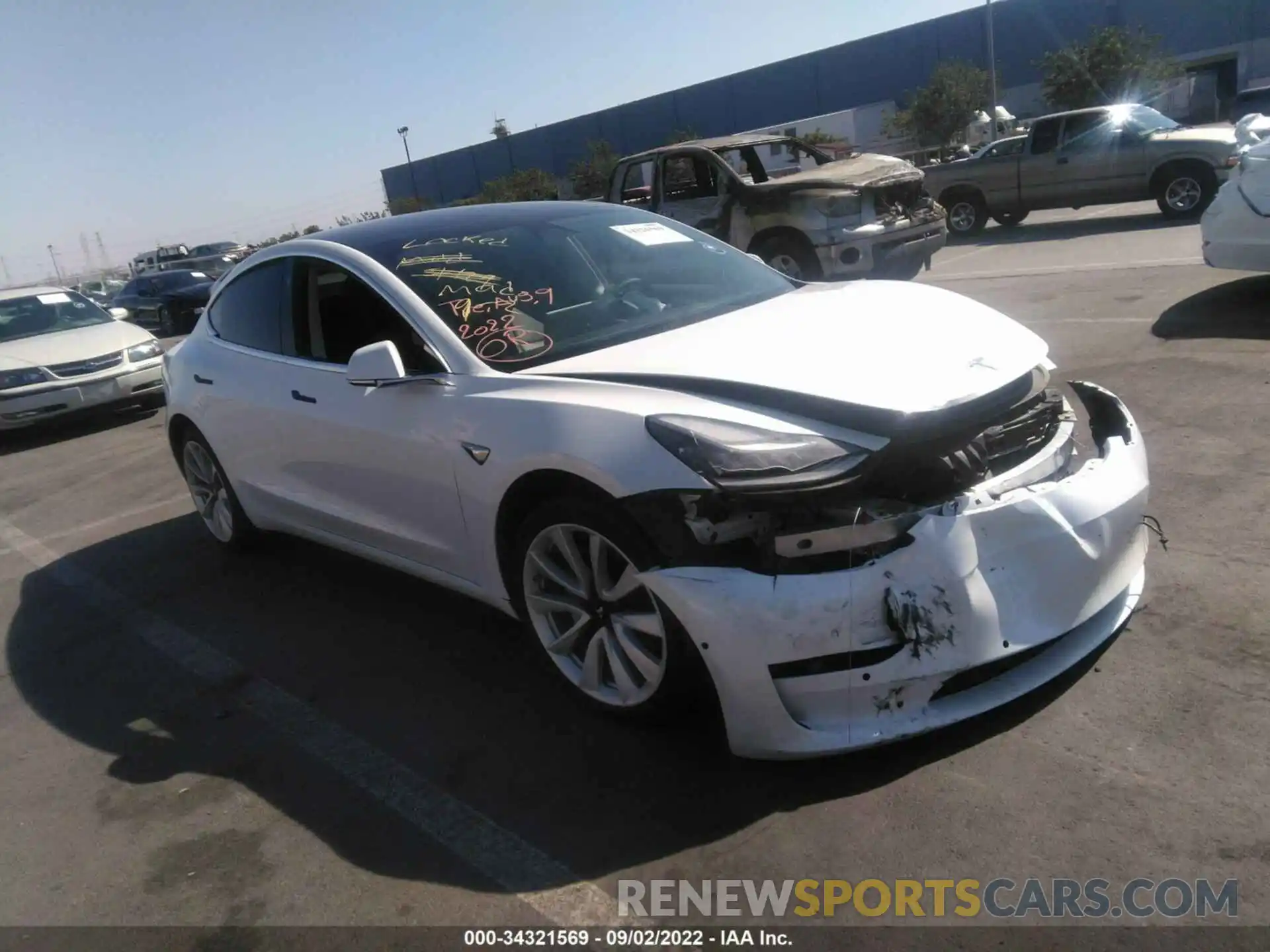 1 Photograph of a damaged car 5YJ3E1EA4LF590974 TESLA MODEL 3 2020