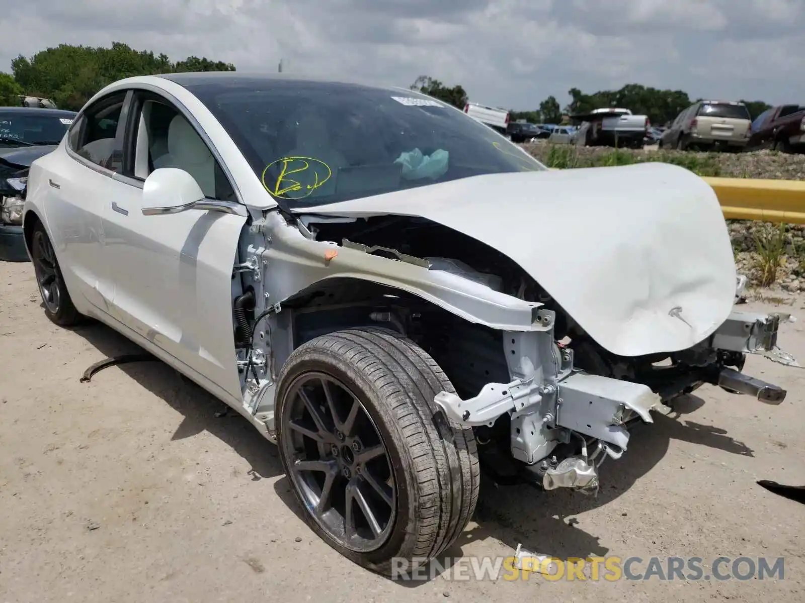 1 Photograph of a damaged car 5YJ3E1EA4LF591090 TESLA MODEL 3 2020