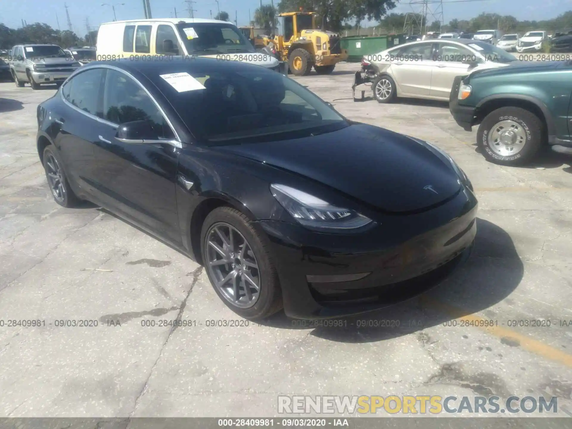 1 Photograph of a damaged car 5YJ3E1EA4LF611175 TESLA MODEL 3 2020