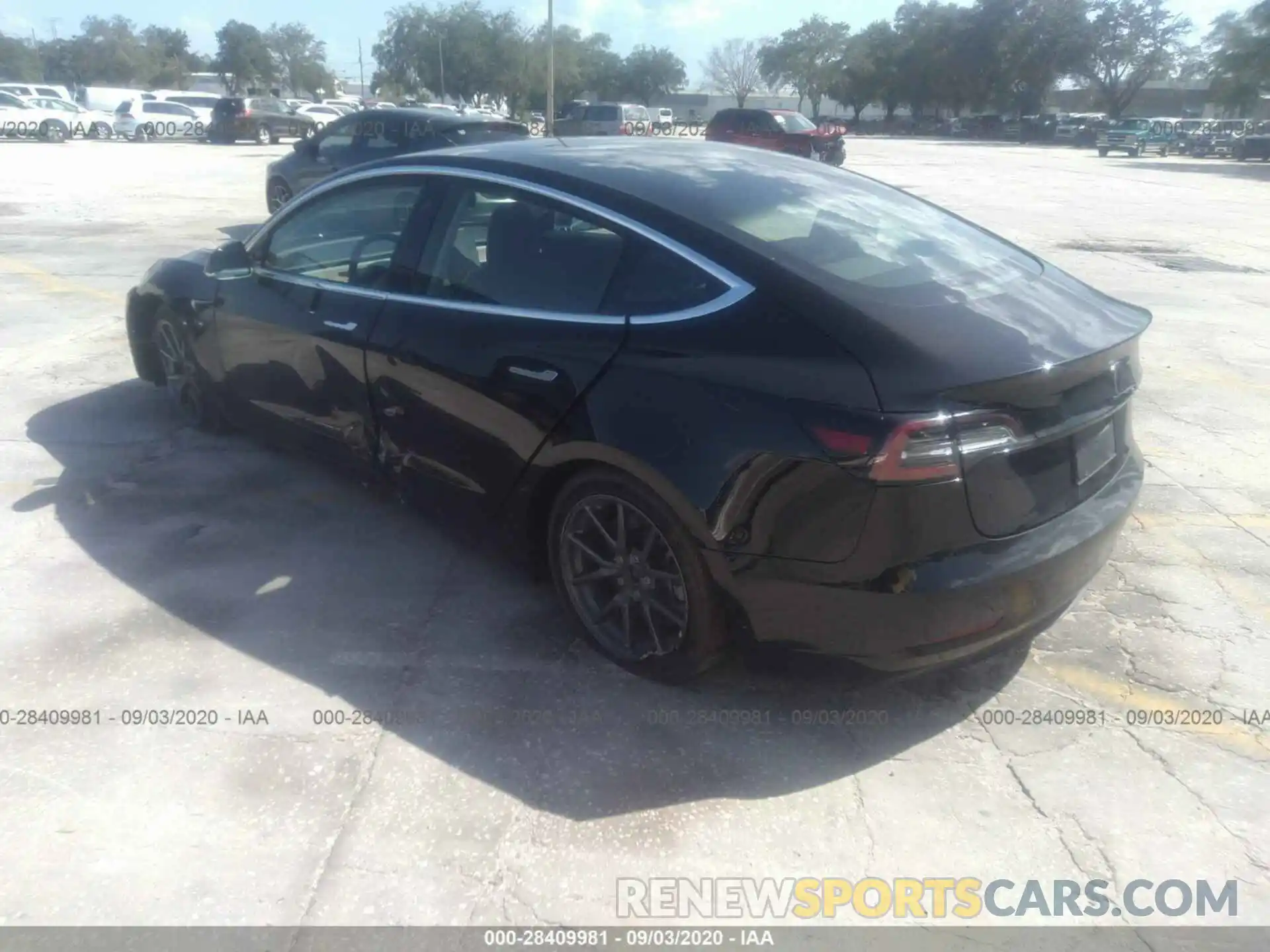 3 Photograph of a damaged car 5YJ3E1EA4LF611175 TESLA MODEL 3 2020