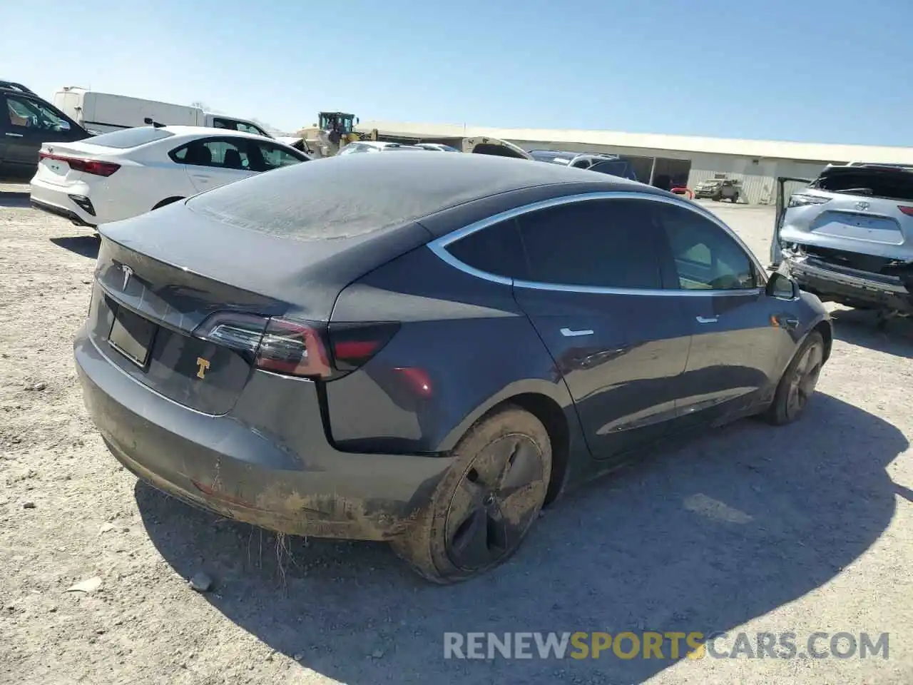 3 Photograph of a damaged car 5YJ3E1EA4LF611354 TESLA MODEL 3 2020