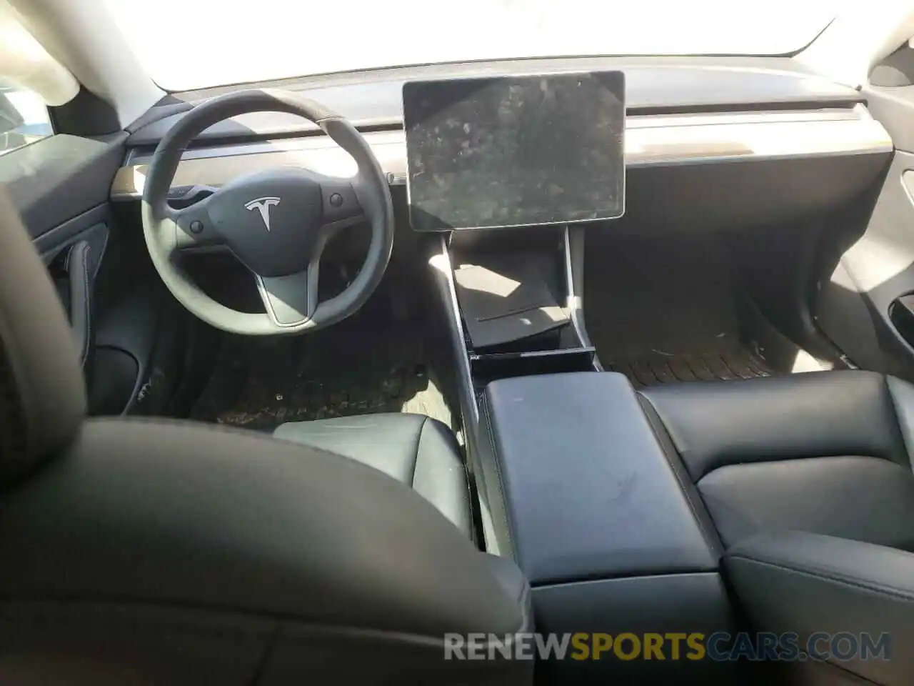 8 Photograph of a damaged car 5YJ3E1EA4LF611354 TESLA MODEL 3 2020