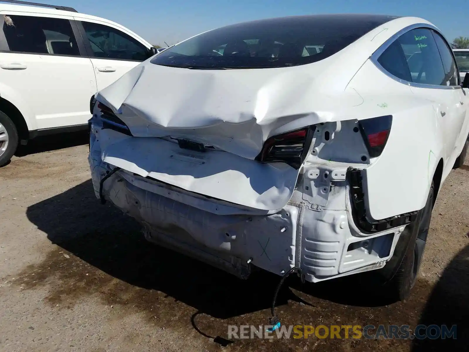 9 Photograph of a damaged car 5YJ3E1EA4LF612844 TESLA MODEL 3 2020