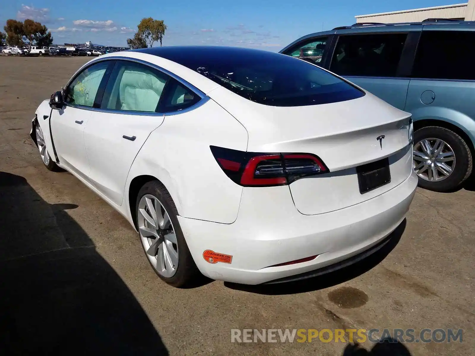 3 Photograph of a damaged car 5YJ3E1EA4LF614531 TESLA MODEL 3 2020