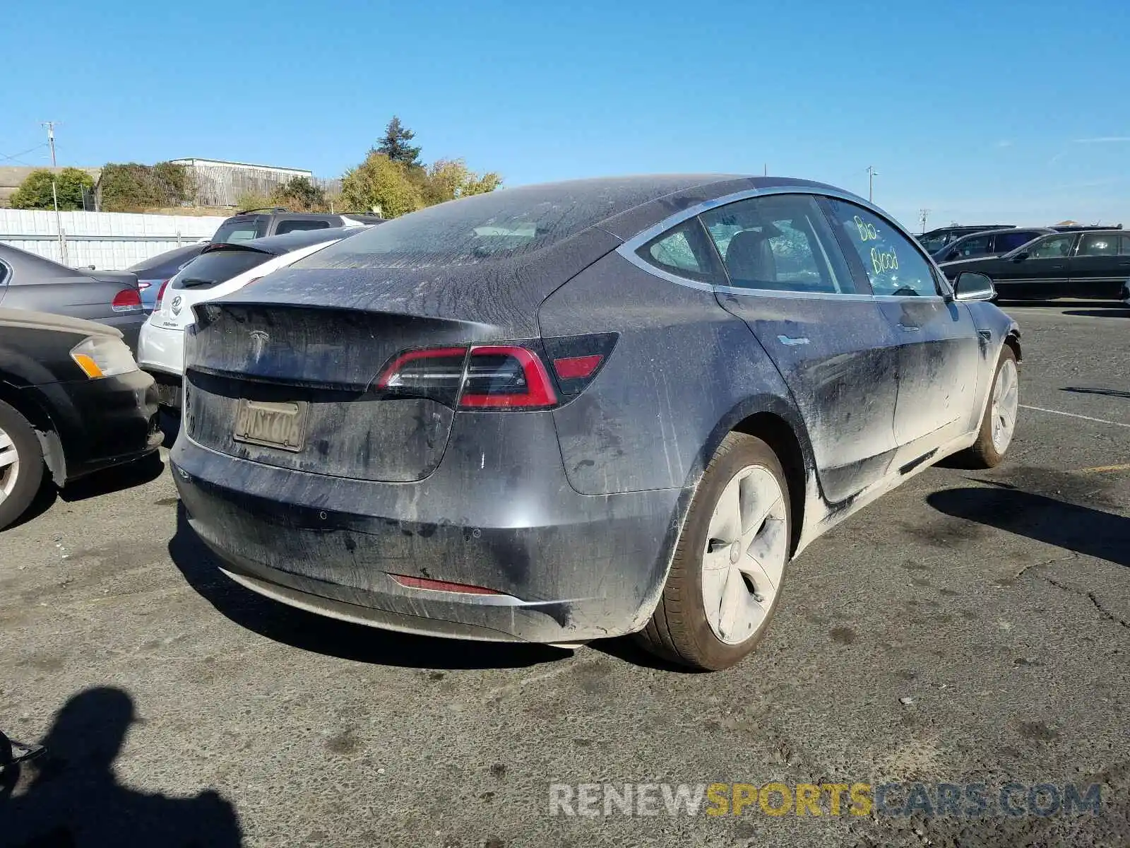 4 Photograph of a damaged car 5YJ3E1EA4LF630230 TESLA MODEL 3 2020